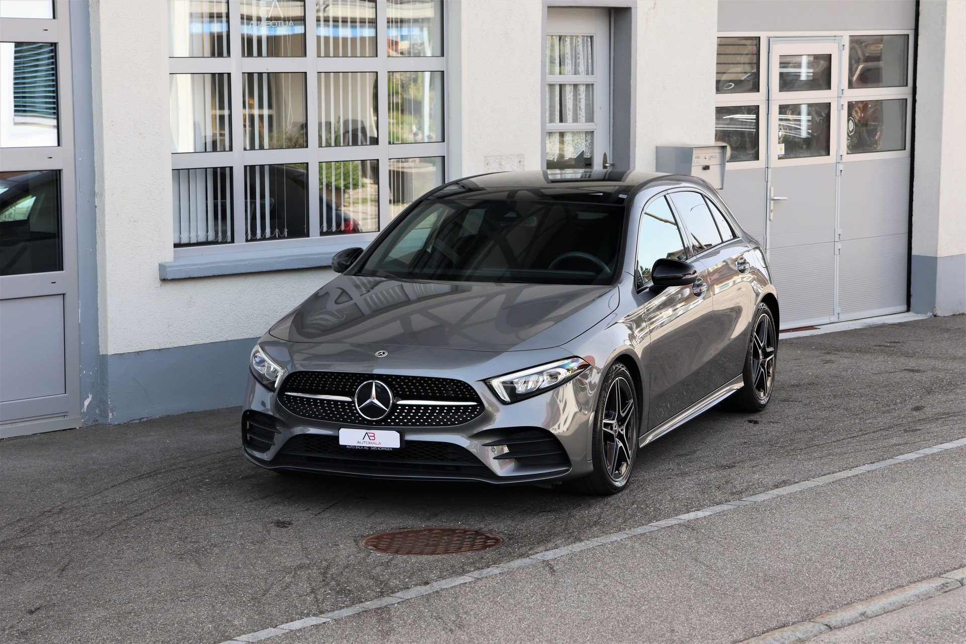 MERCEDES-BENZ A 200 AMG Line 7G-DCT (CH)