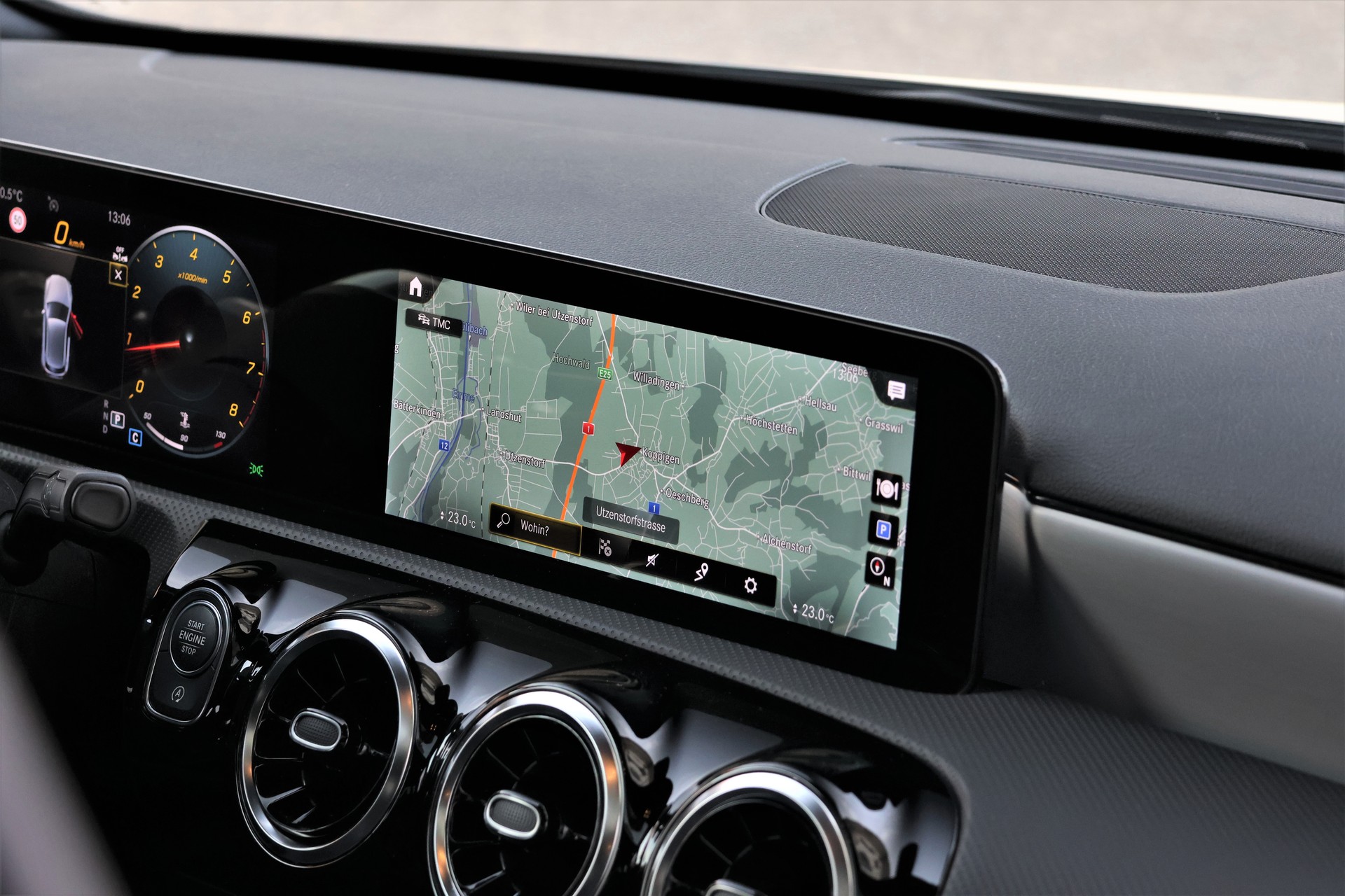 MERCEDES-BENZ A 200 AMG Line 7G-DCT (CH)-image-17