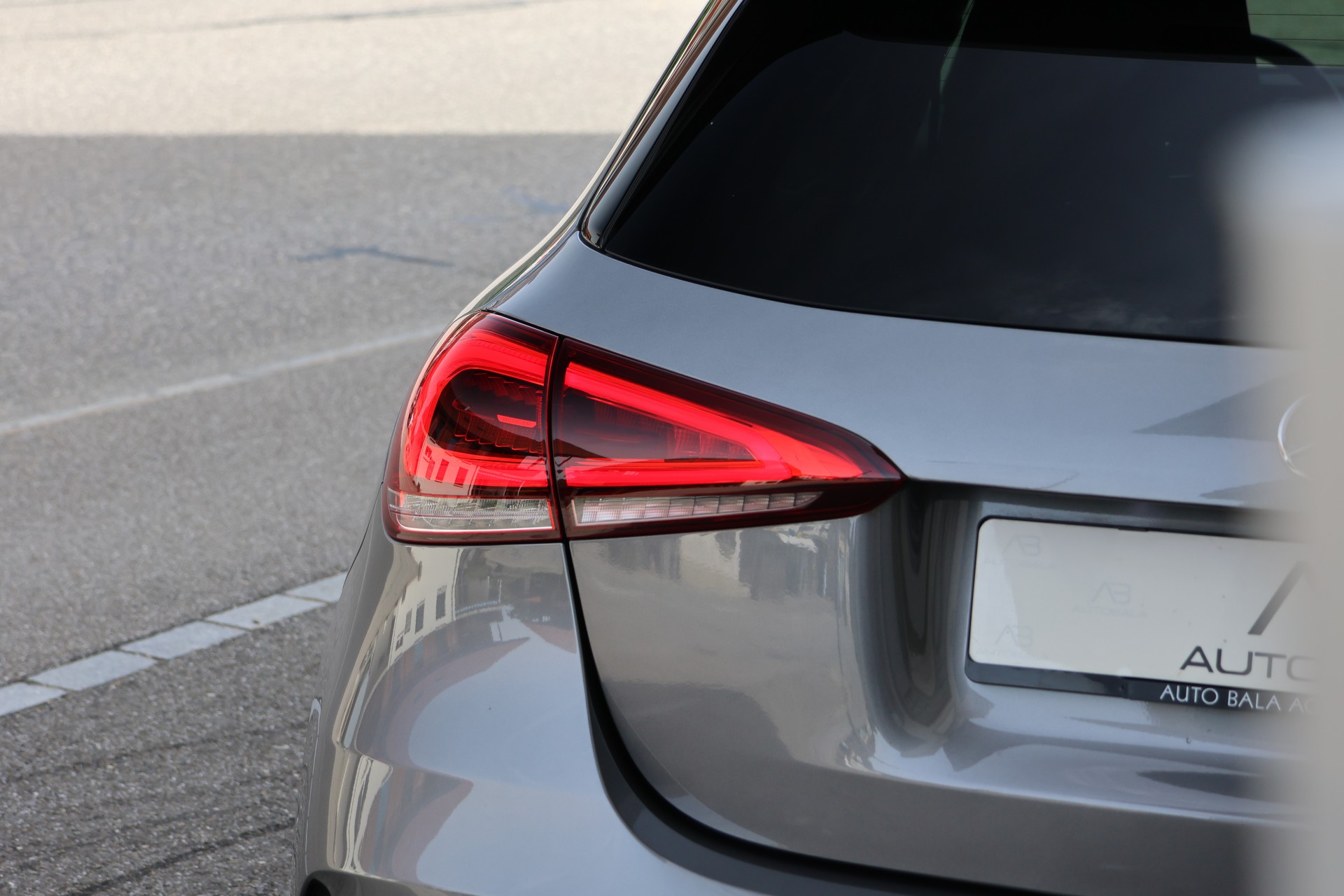 MERCEDES-BENZ A 200 AMG Line 7G-DCT (CH)-image-5