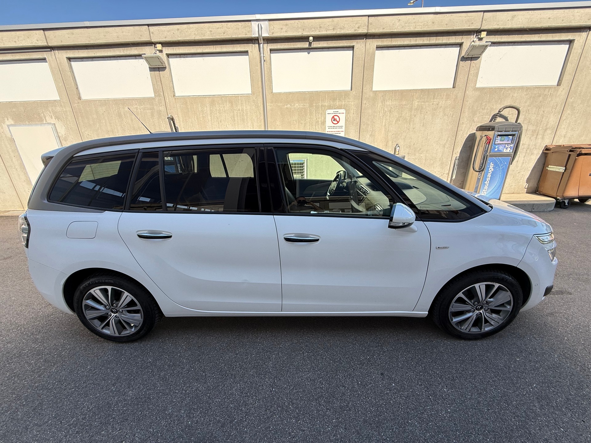 CITROEN Grand C4 Picasso 2.0 BlueHDi Exclusive Automatic *Frisch ab MFK *Tempomat *Massagefunkt.*Spurwechselwarn.*Rückfahrkam.-image-2