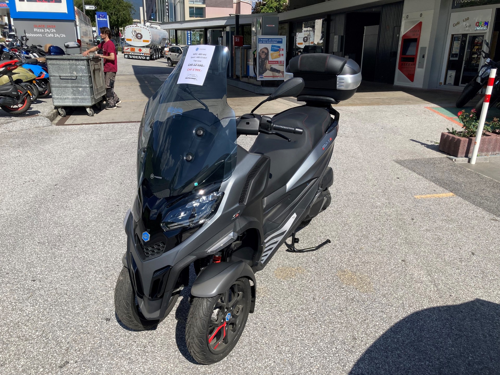 PIAGGIO MP3 400 Sport RST-image-2