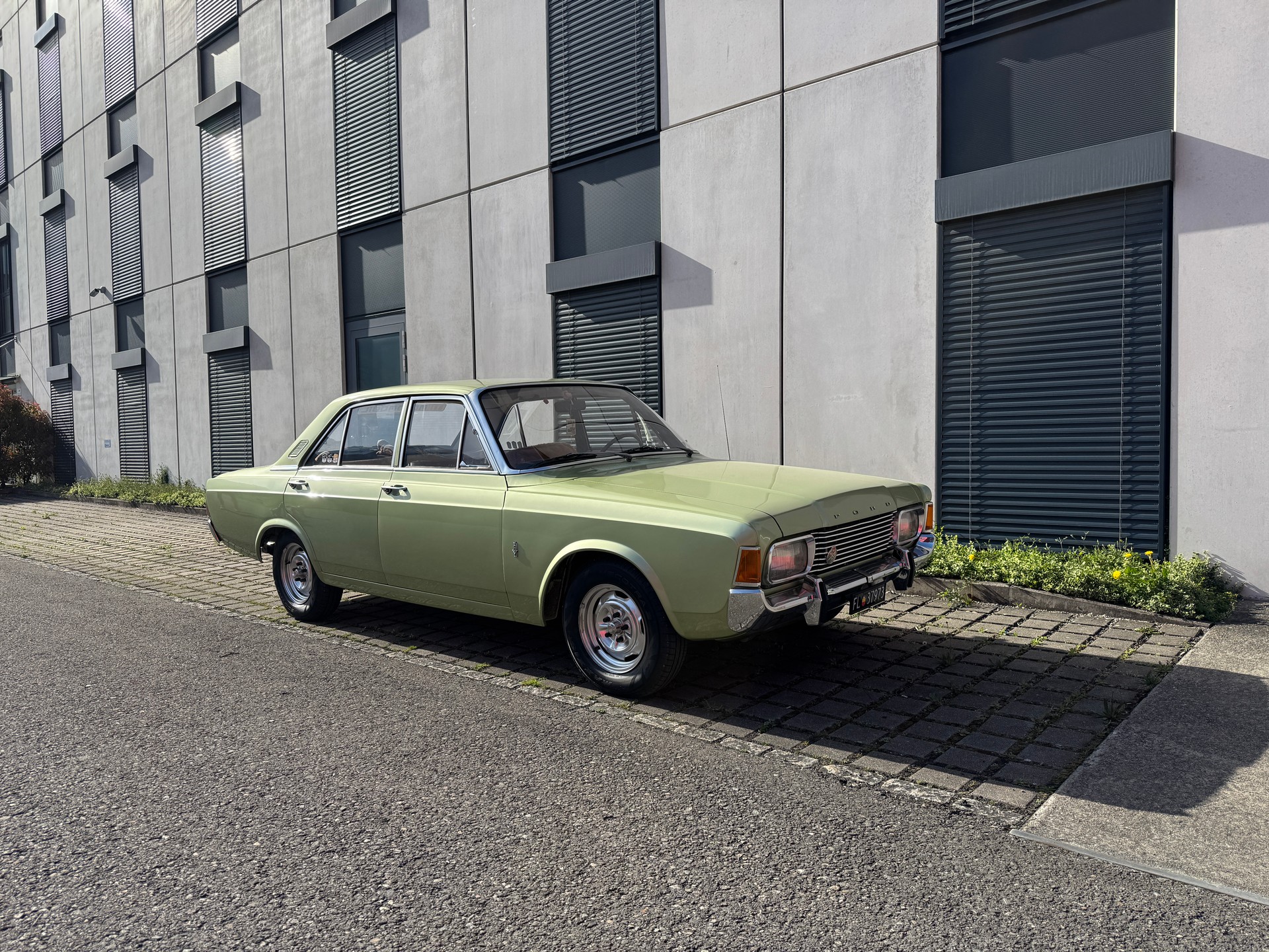 FORD V6 2000S P7b
