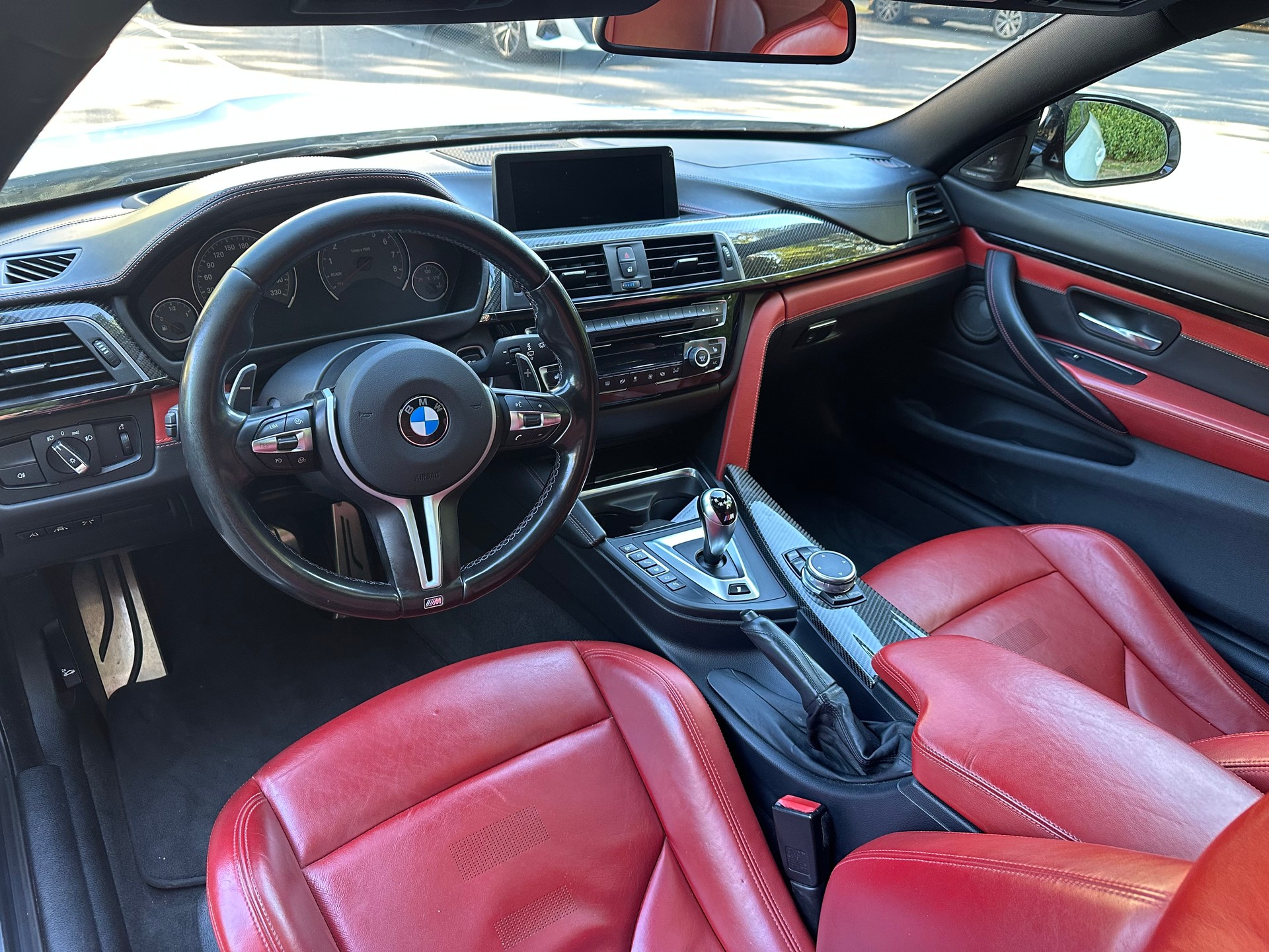 BMW M4-image-7