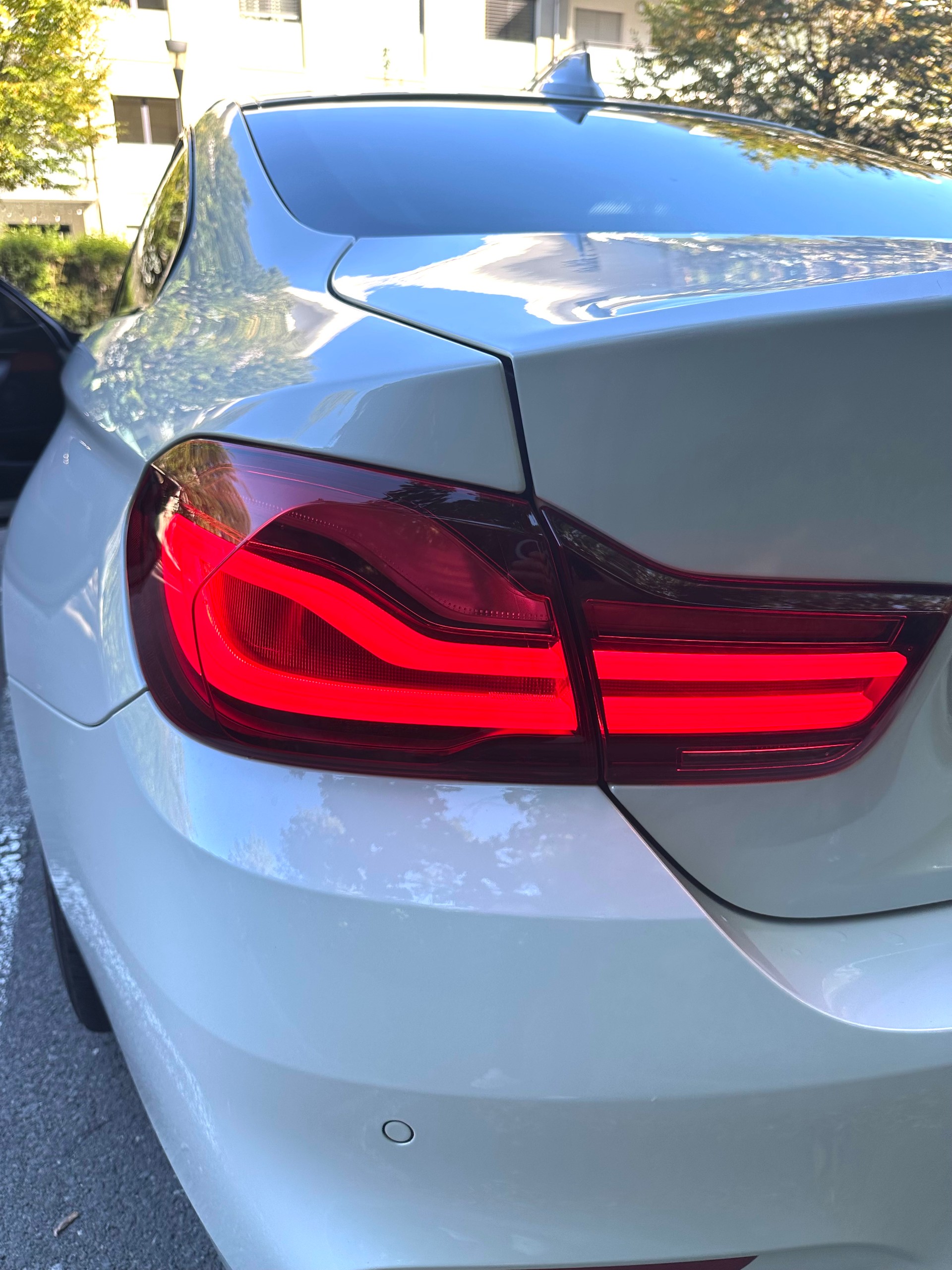 BMW M4-image-3