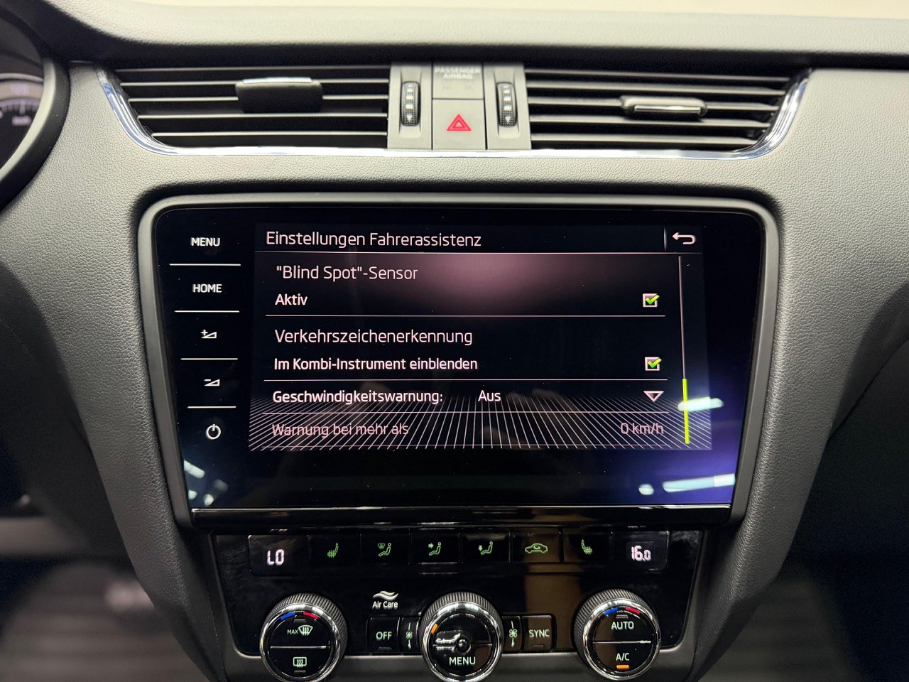 SKODA Octavia Combi 1.5 TSI Ambition DSG | CH-Auto | ACC Tempomat | Rückfahrkamera-image-25