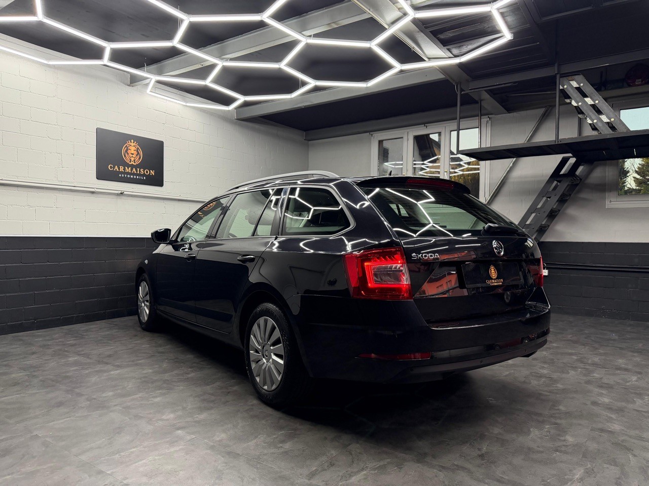 SKODA Octavia Combi 1.5 TSI Ambition DSG | CH-Auto | ACC Tempomat | Rückfahrkamera-image-6