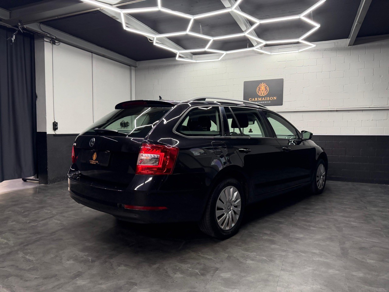 SKODA Octavia Combi 1.5 TSI Ambition DSG | CH-Auto | ACC Tempomat | Rückfahrkamera-image-8