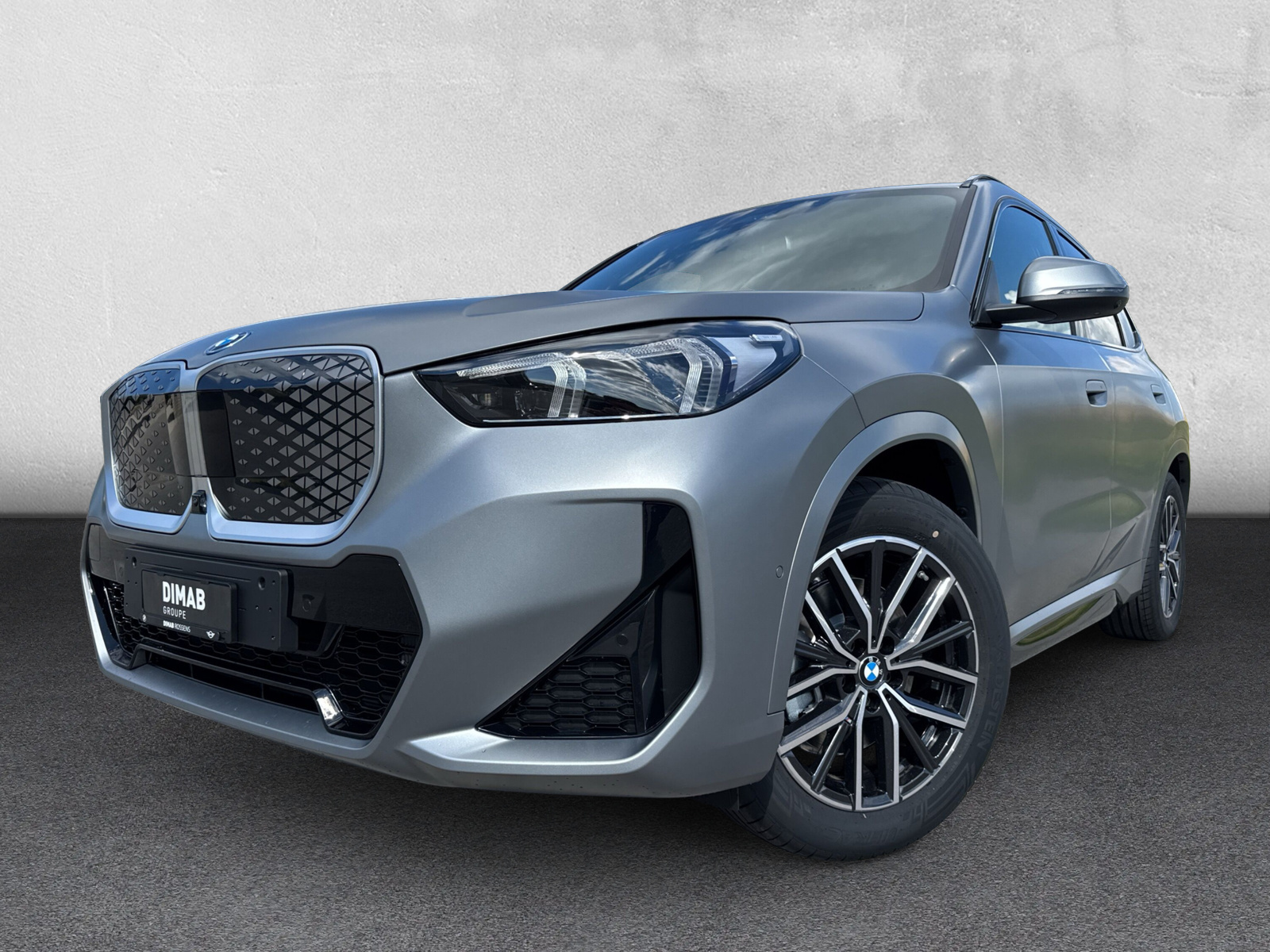 BMW iX1 eDrive 20 Edition M Sport-image-8