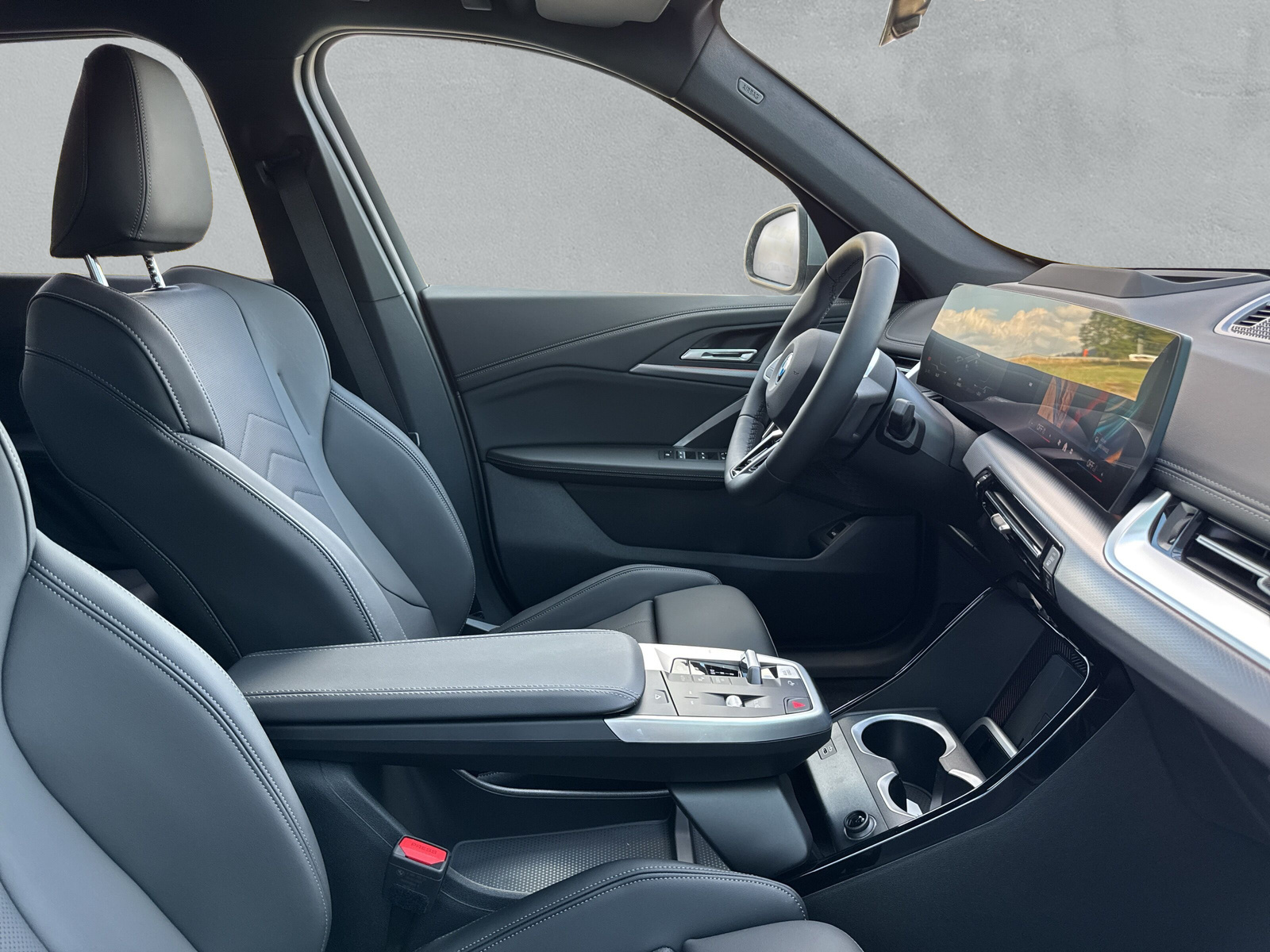 BMW iX1 eDrive 20 Edition M Sport-image-20