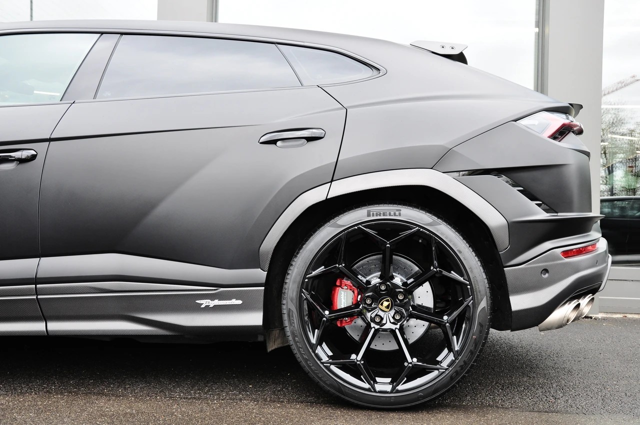 LAMBORGHINI Urus E-Gear Performante-image-6