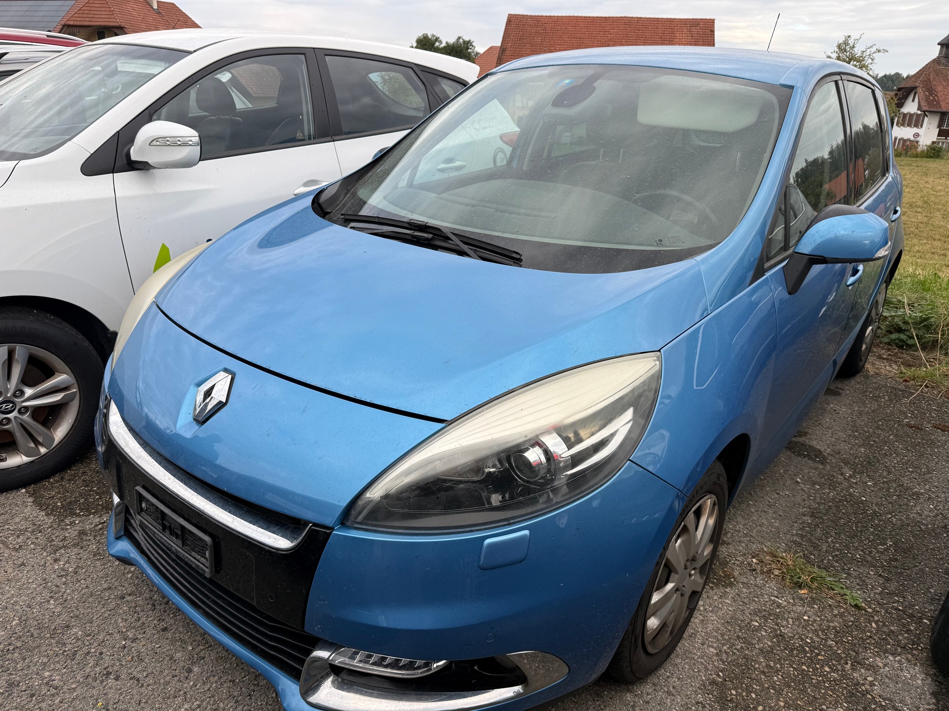 RENAULT Scénic 1.2 16V Turbo Dynamique-image-2
