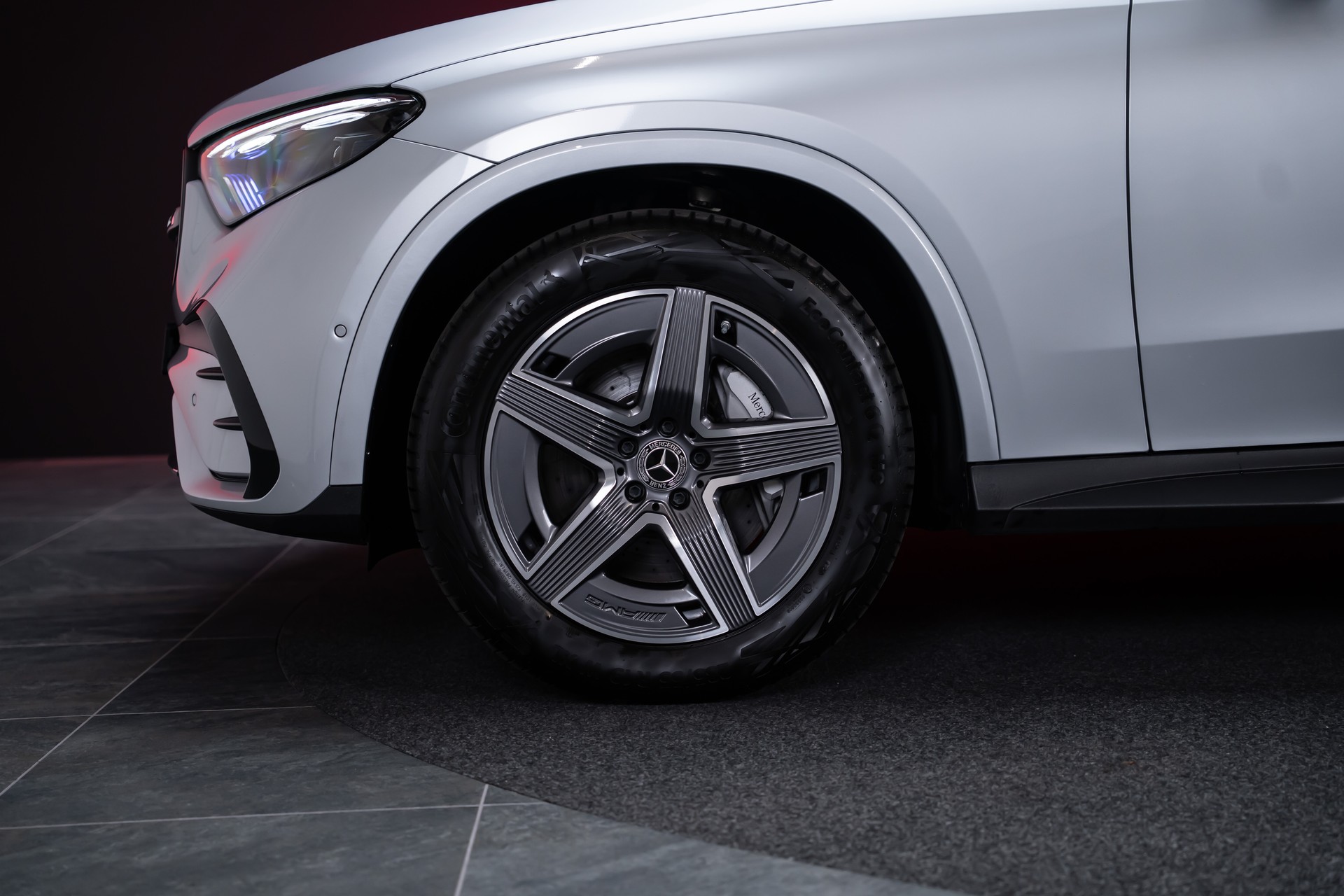 MERCEDES-BENZ GLC 220 d AMG Line 4matic Coupé / Panorama / 360°Kamera / AHK-image-36