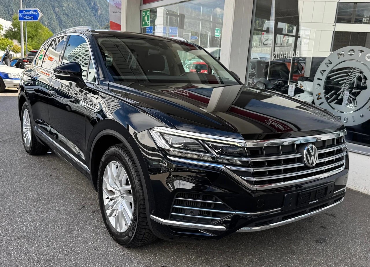 VW Touareg 3.0 TSI Elegance Tiptronic