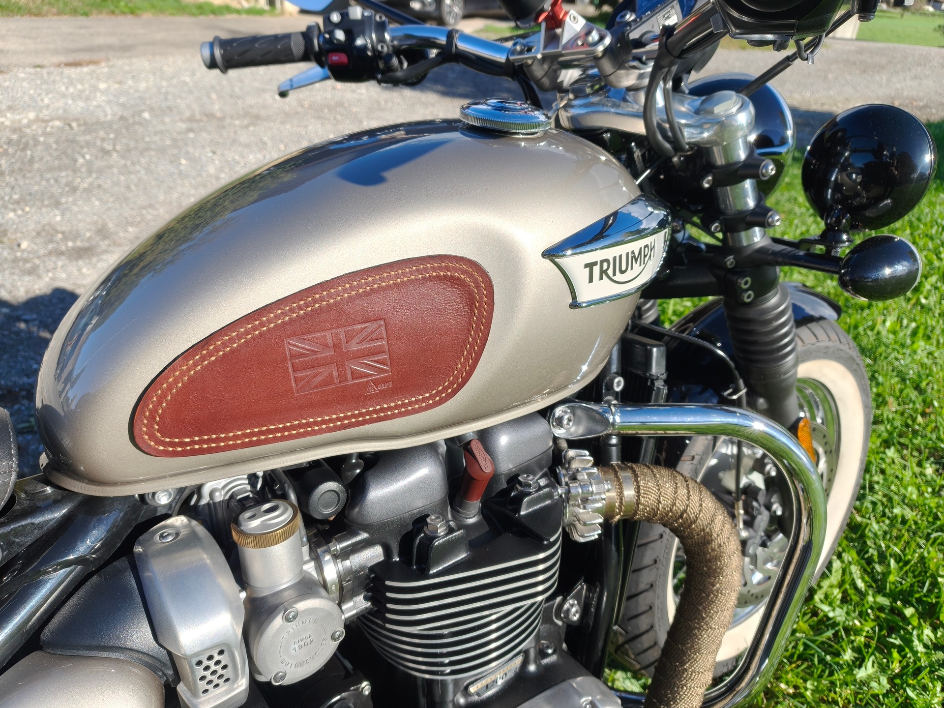 TRIUMPH Bonneville 1200 Speedmaster ABS-image-9