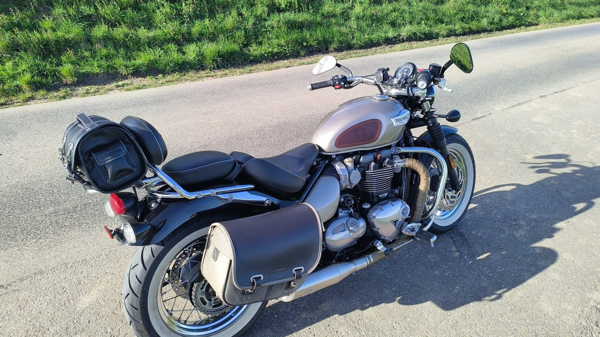 TRIUMPH Bonneville 1200 Speedmaster ABS-image-1