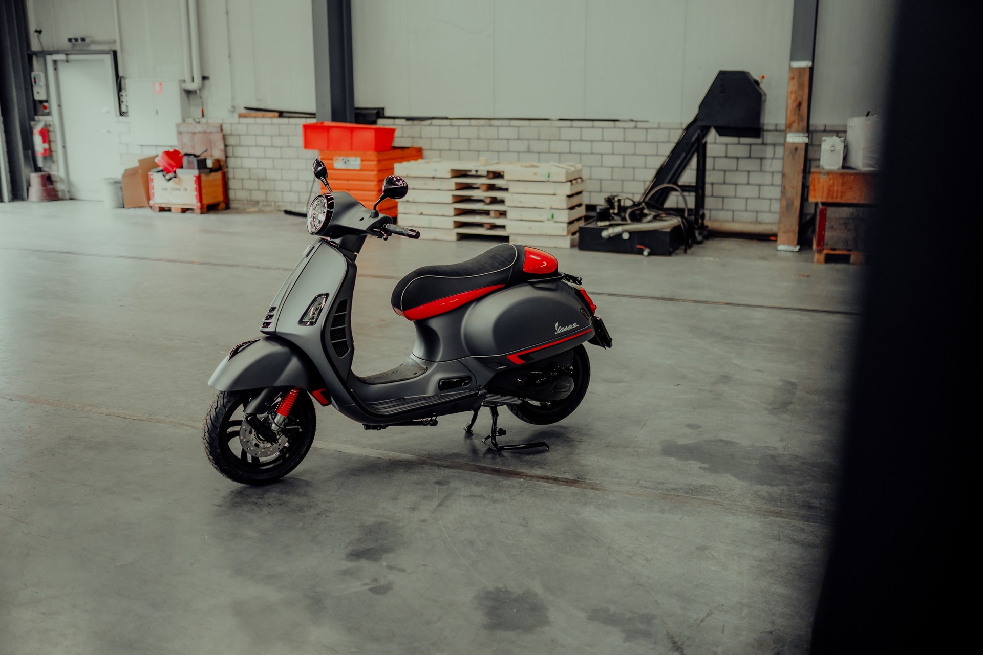PIAGGIO Vespa GTS Super Sport 125 i.e. ABS-image-4