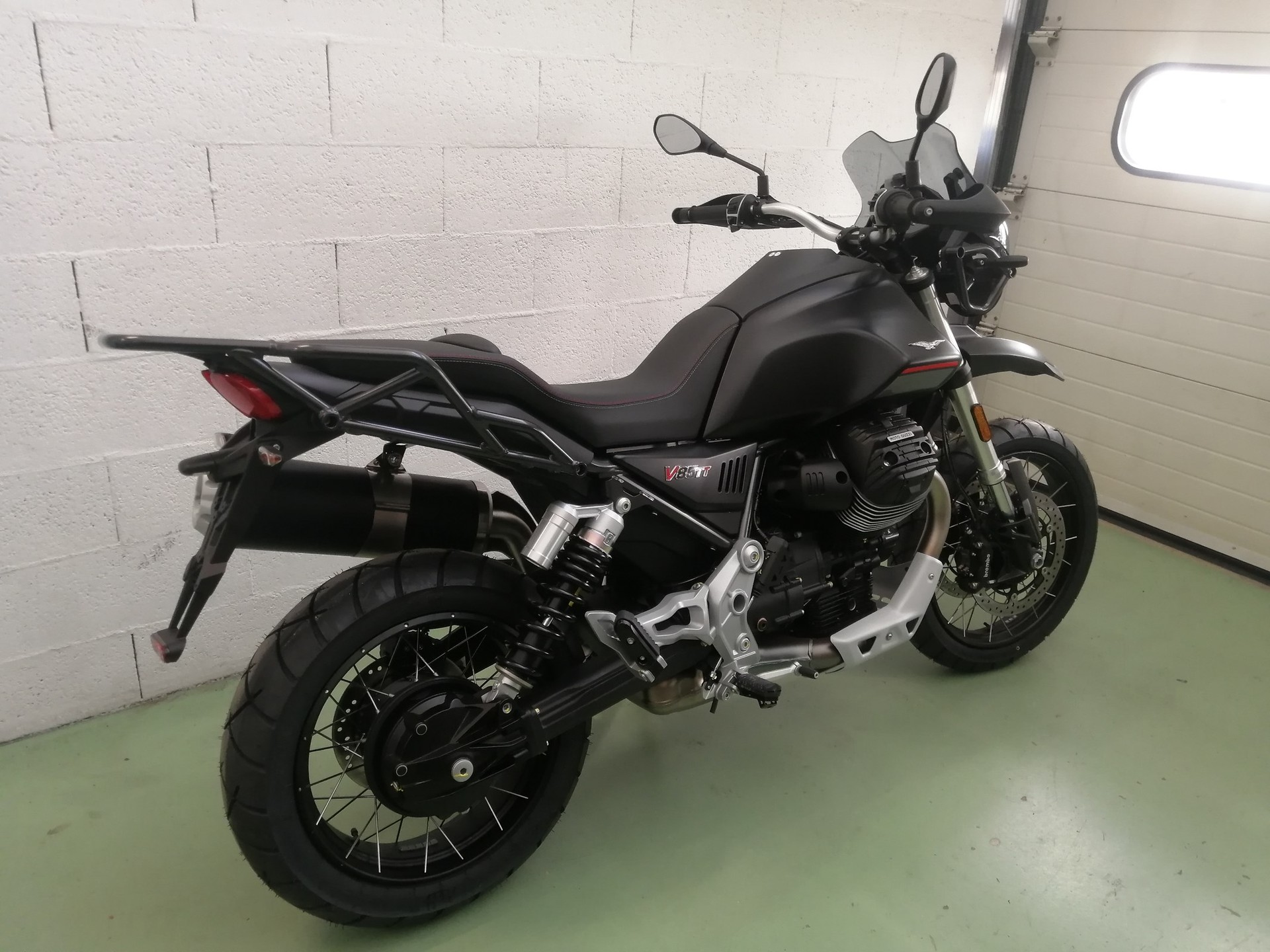 MOTO GUZZI V85 TT 850 ABS-image-2
