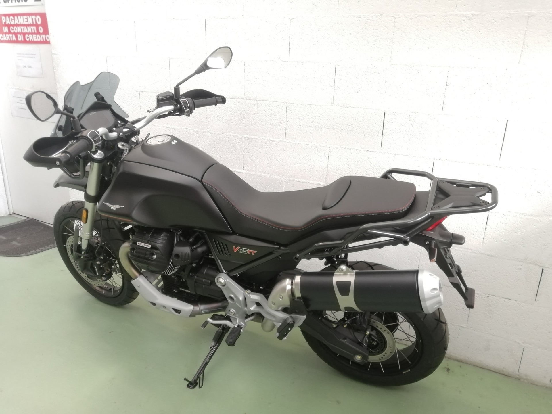 MOTO GUZZI V85 TT 850 ABS-image-5