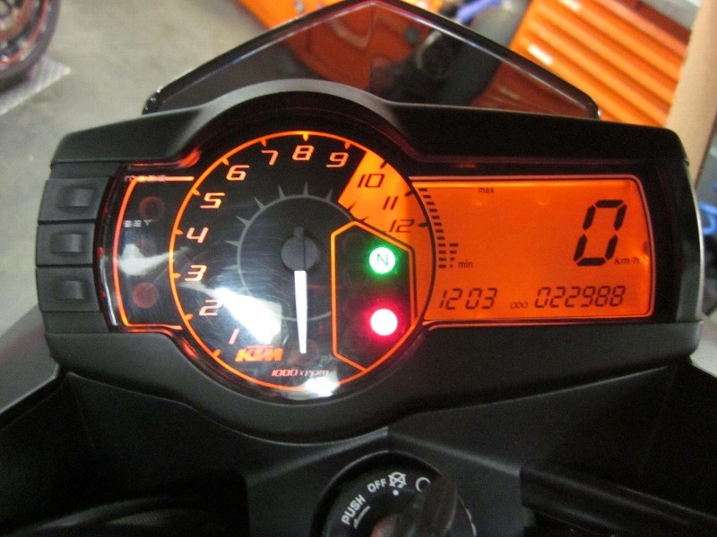 KTM 990 Super Duke-image-2