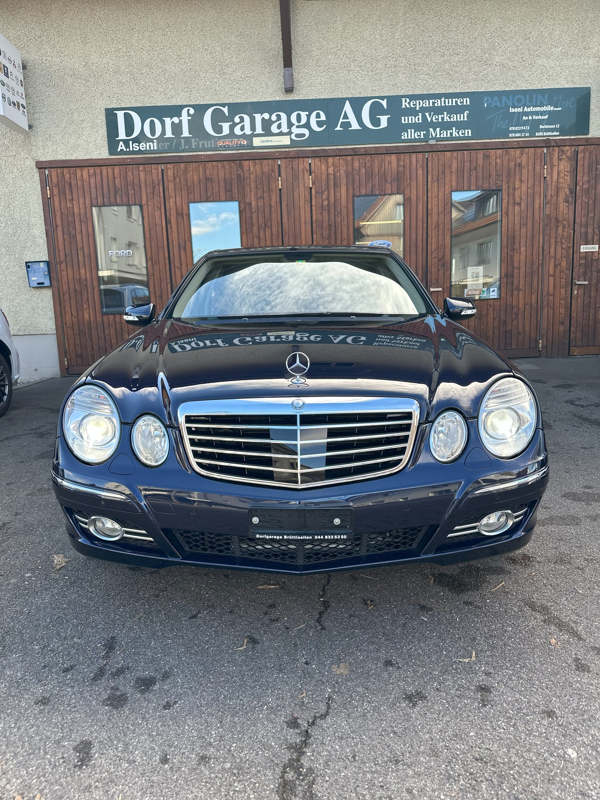 MERCEDES-BENZ E 500 Avantgarde 4Matic Automatic