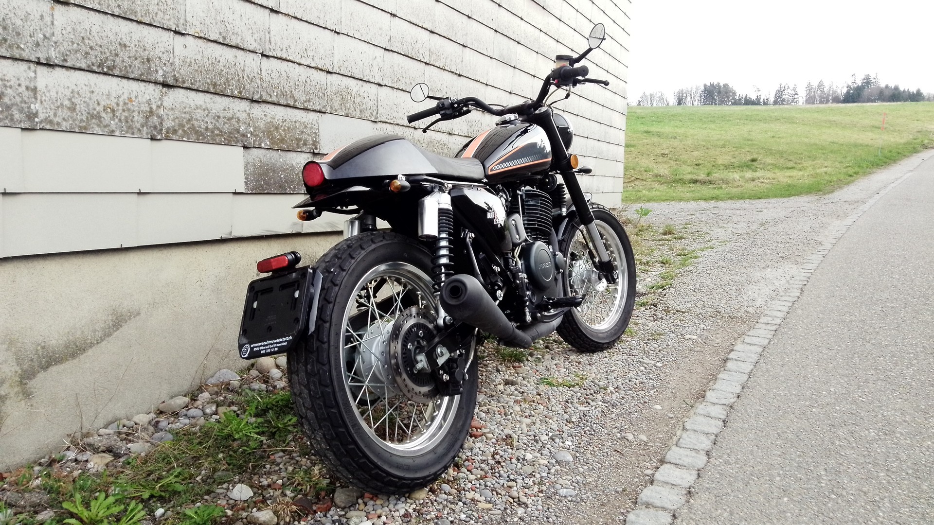 MASH 650 Dirt Track-image-2