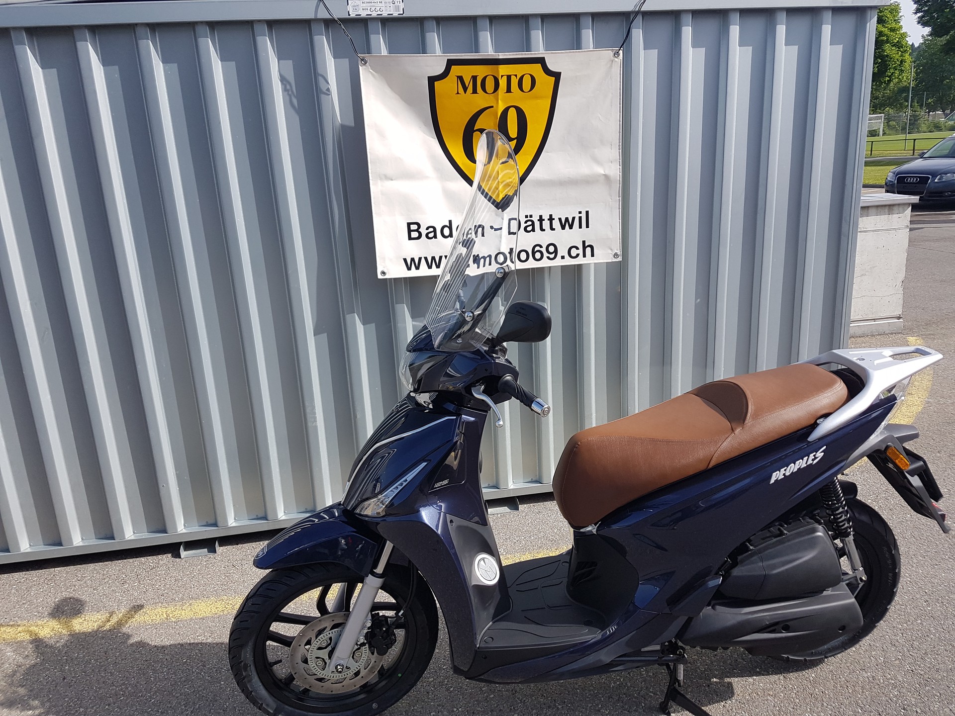 KYMCO People S 125i ABS Topcase/Windschild-image-3