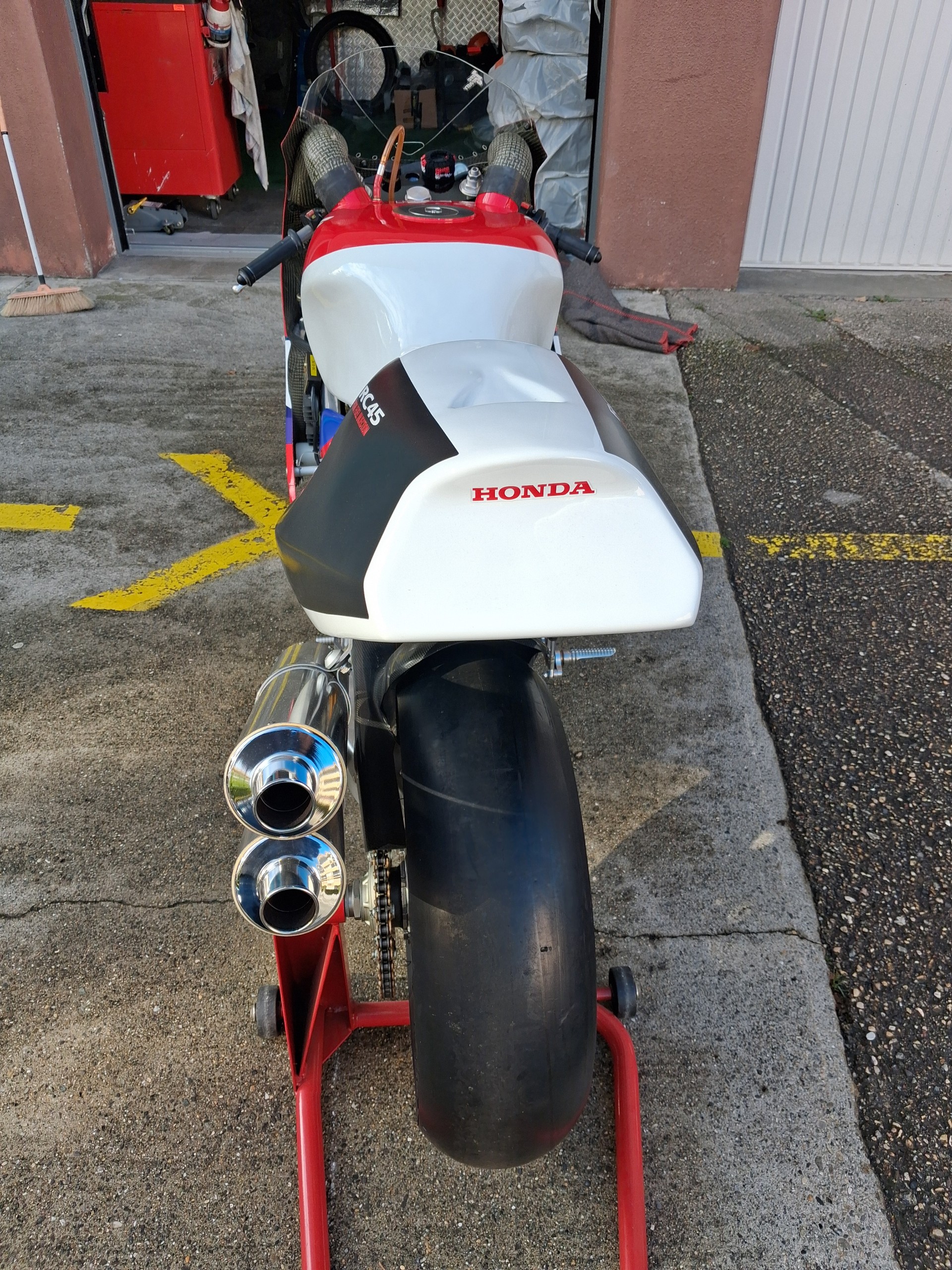 HONDA RVF 750 RC45 Full SBK-image-8
