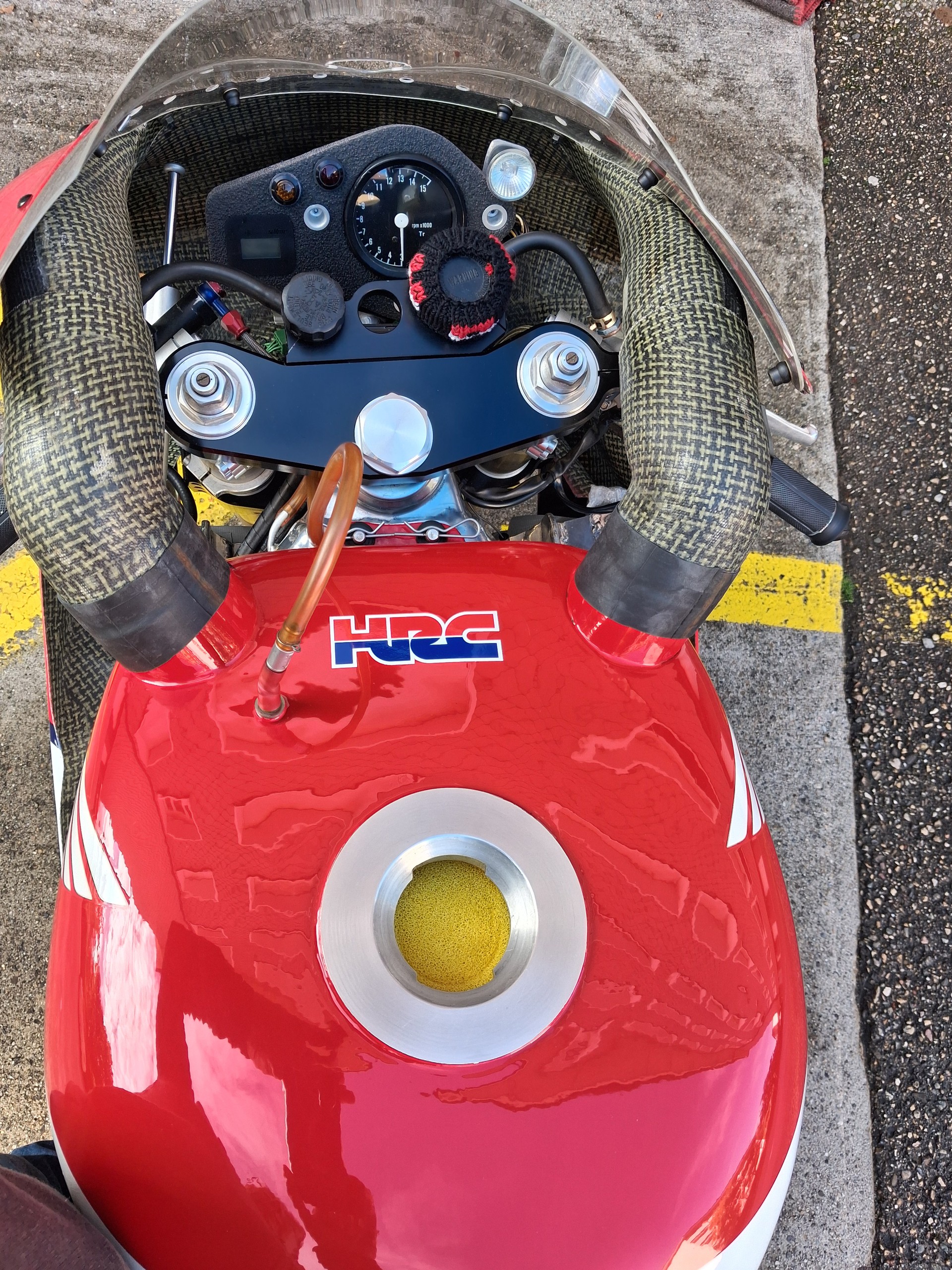 HONDA RVF 750 RC45 Full SBK-image-4