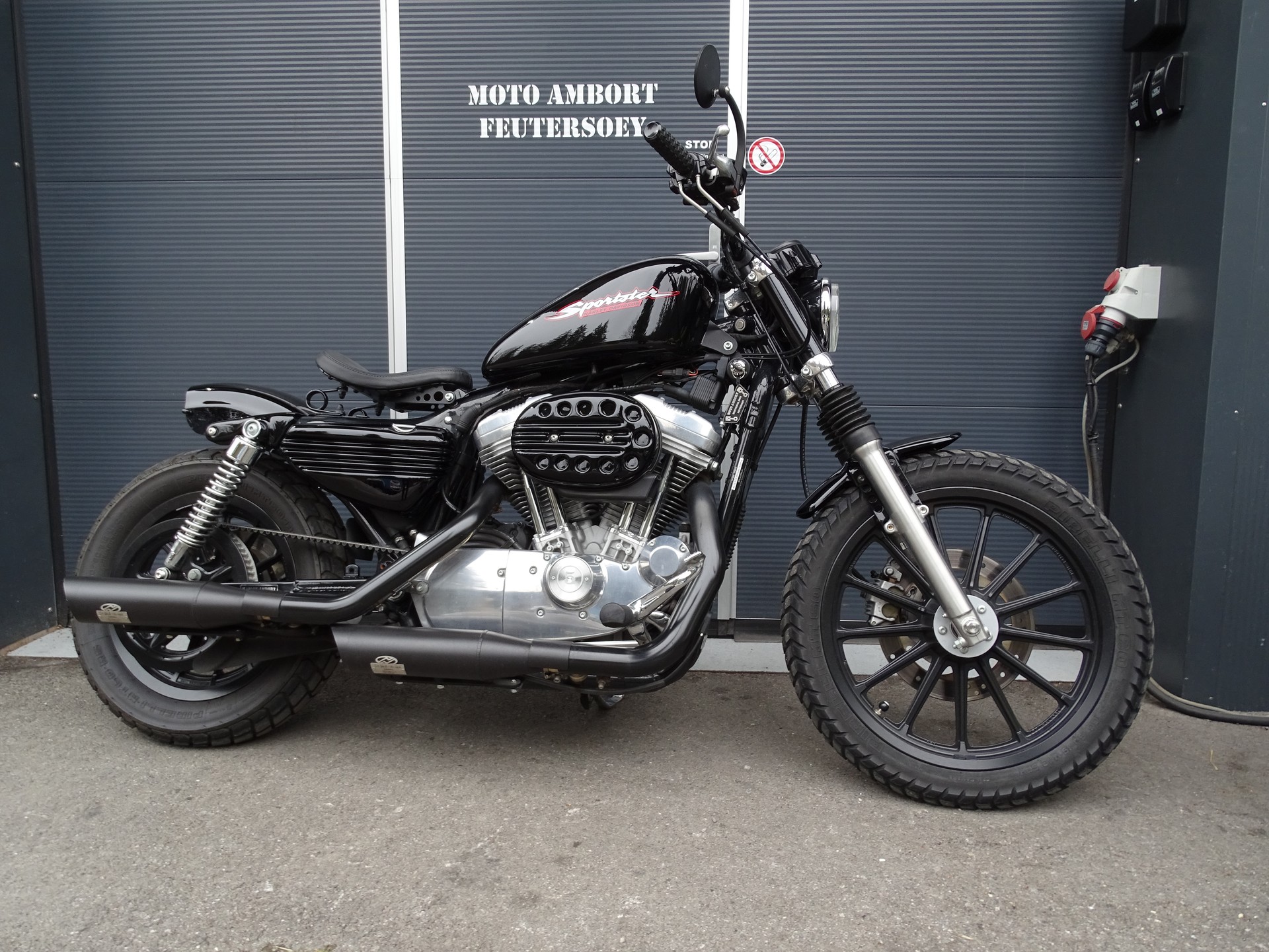 HARLEY-DAVIDSON XL 883 Hugger Scrambler-image-2