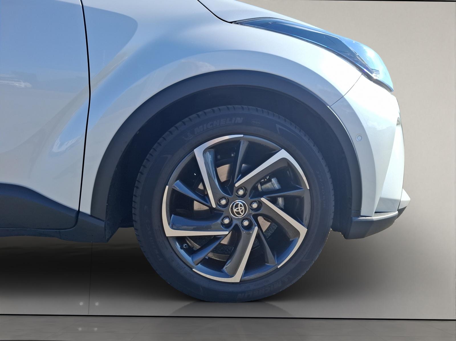 TOYOTA C-HR 2.0 VVTi HSD Move-image-15