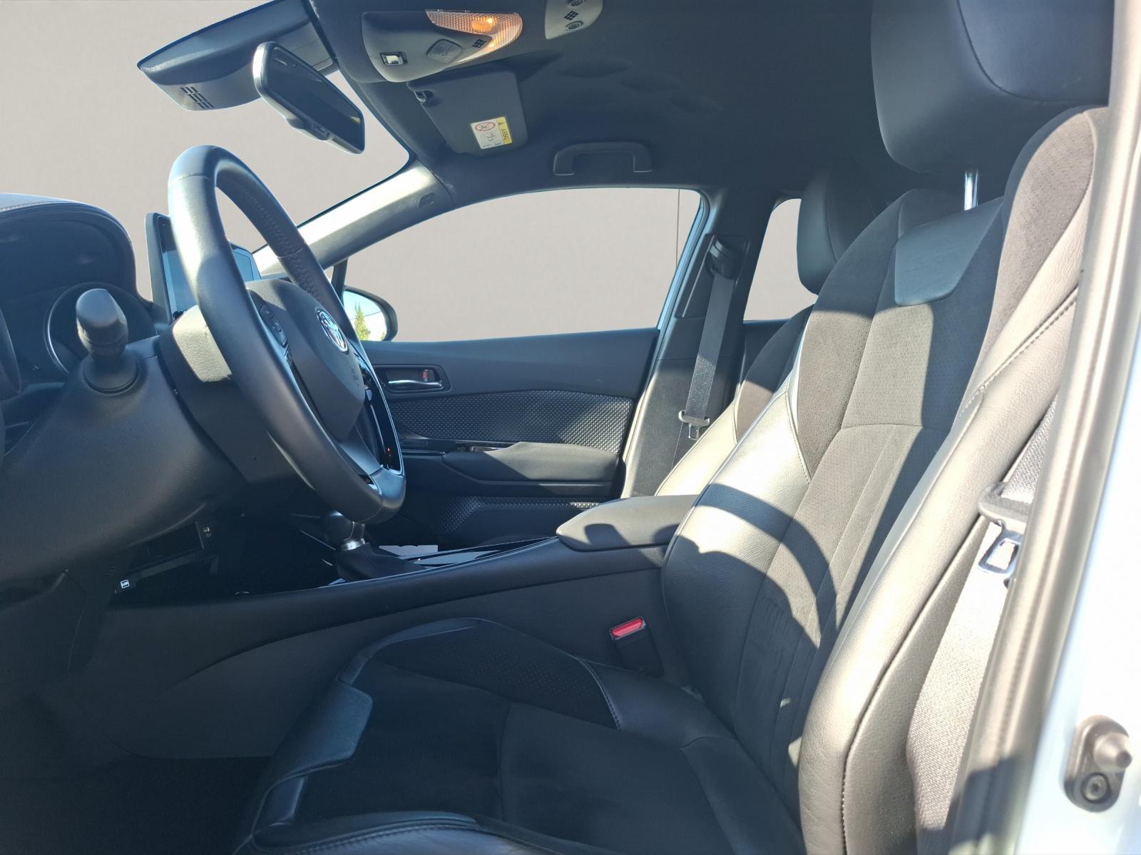 TOYOTA C-HR 2.0 VVTi HSD Move-image-8