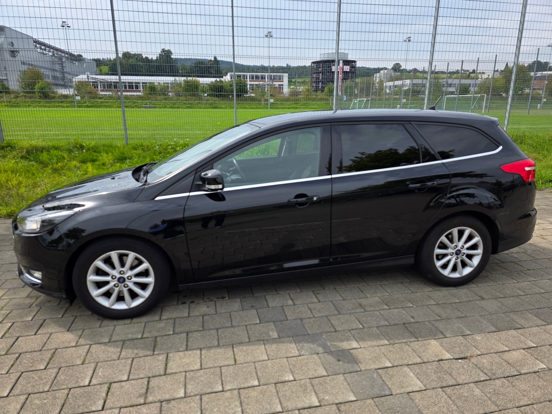 FORD Focus 2.0 TDCi Titanium Powershift-image-6