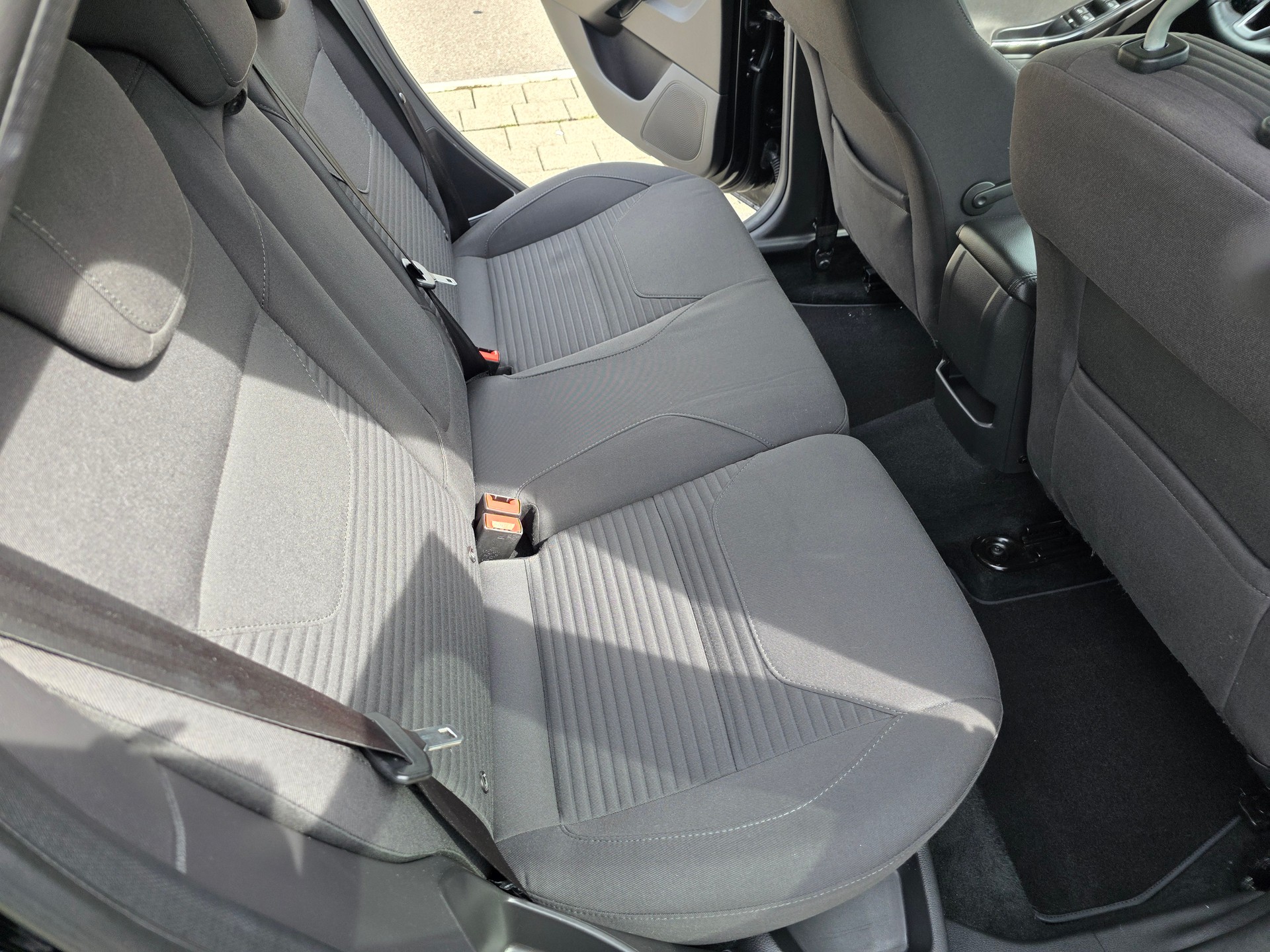 FORD Focus 2.0 TDCi Titanium Powershift-image-12
