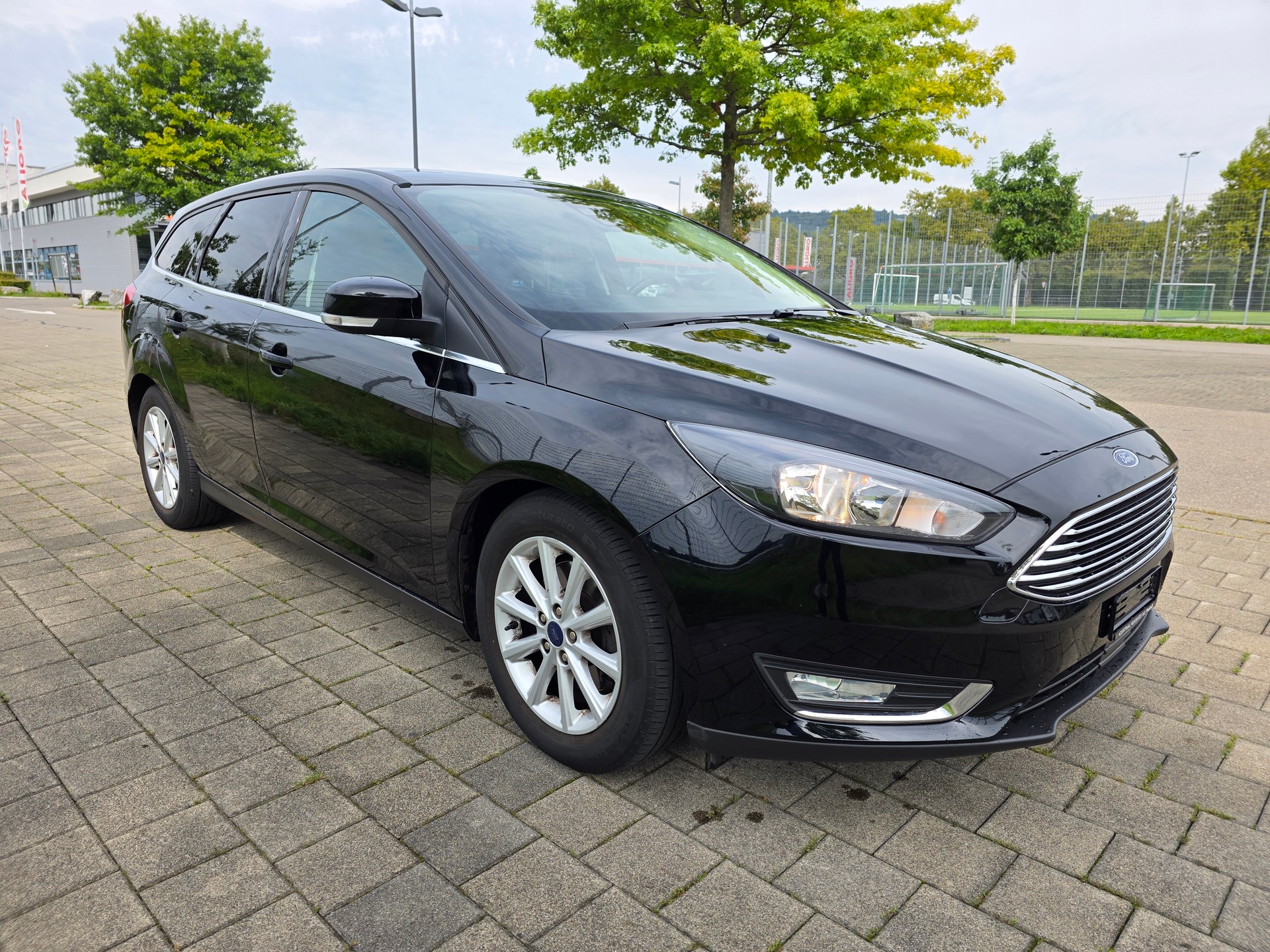 FORD Focus 2.0 TDCi Titanium Powershift-showroom-element-1
