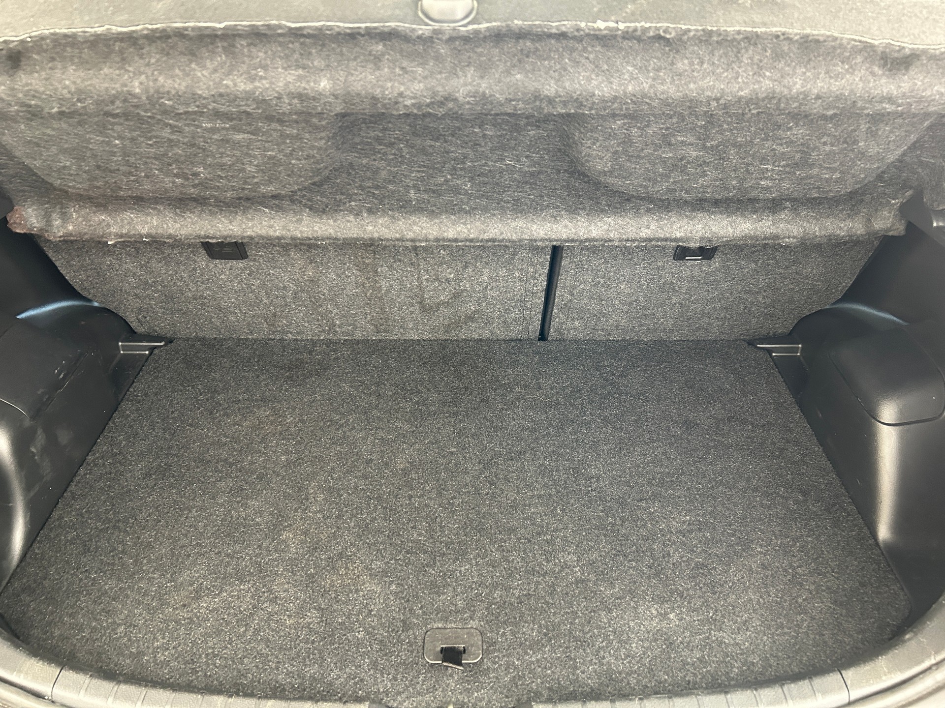 TOYOTA Yaris 1.33 Trend-image-11