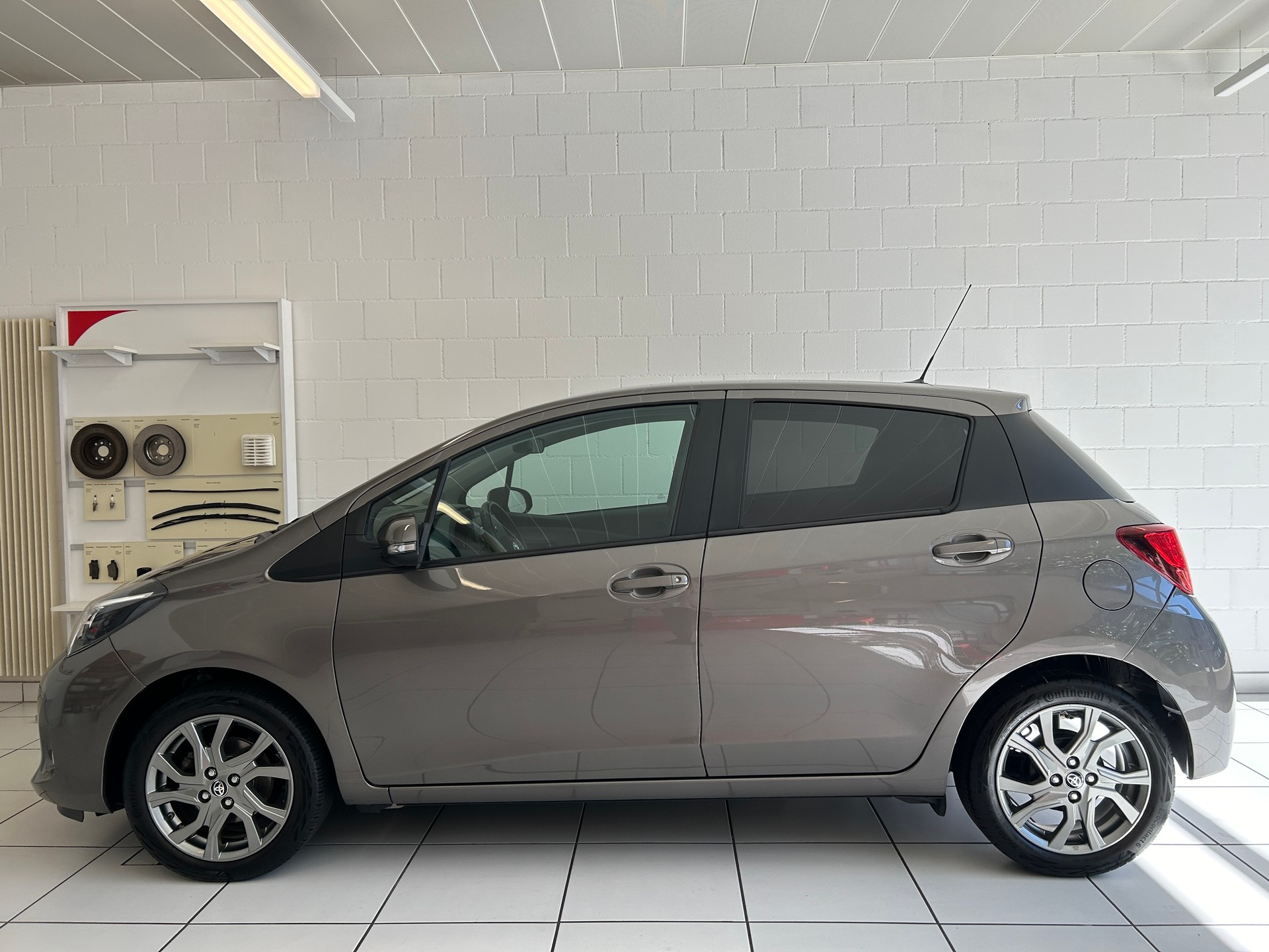 TOYOTA Yaris 1.33 Trend-image-1
