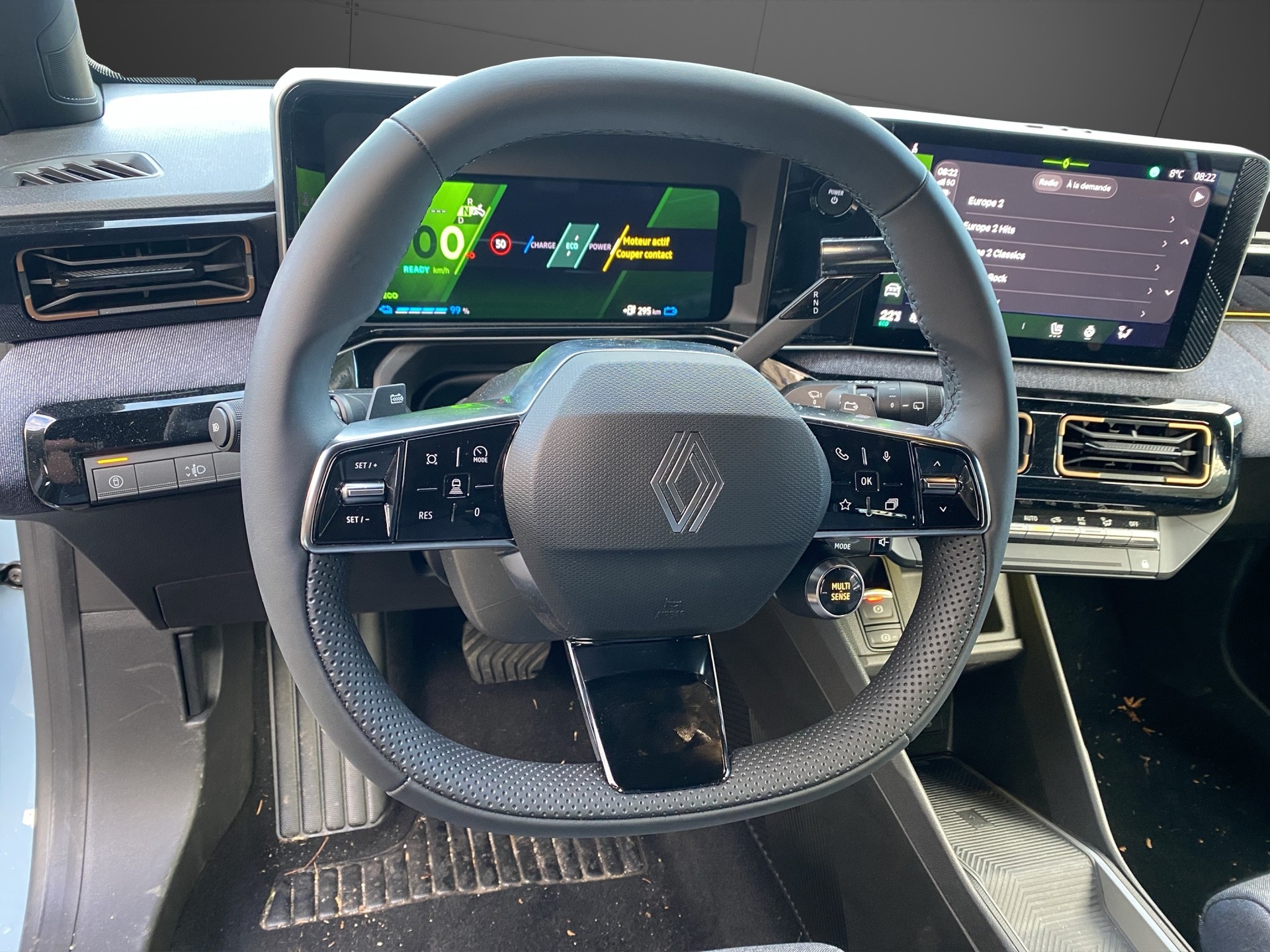 RENAULT R4 E-Tech Comfort Range 52 kWh Techno-image-10
