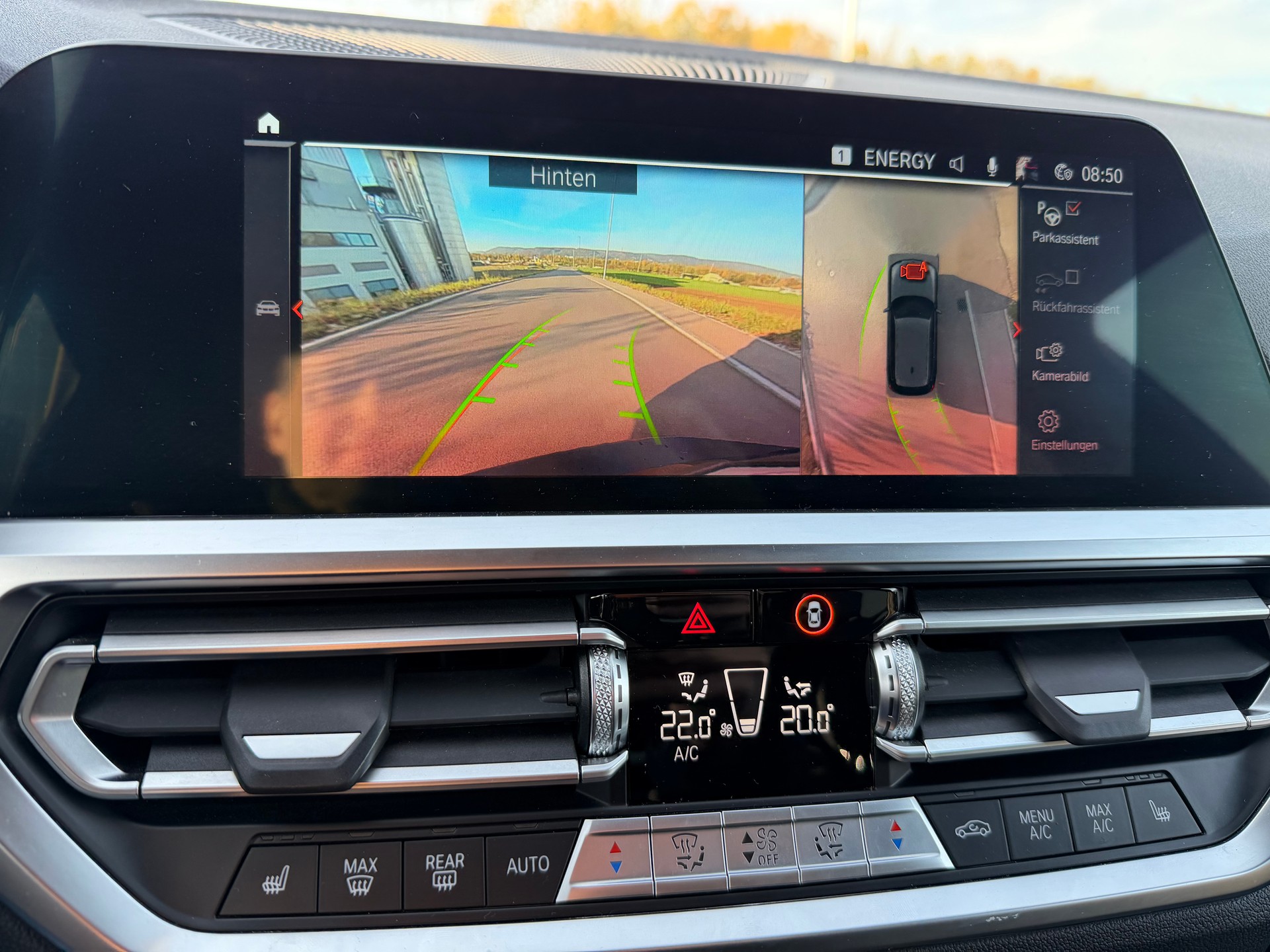 BMW 320d xDrive 48V Touring Sport Line Steptronic-showroom-element-3