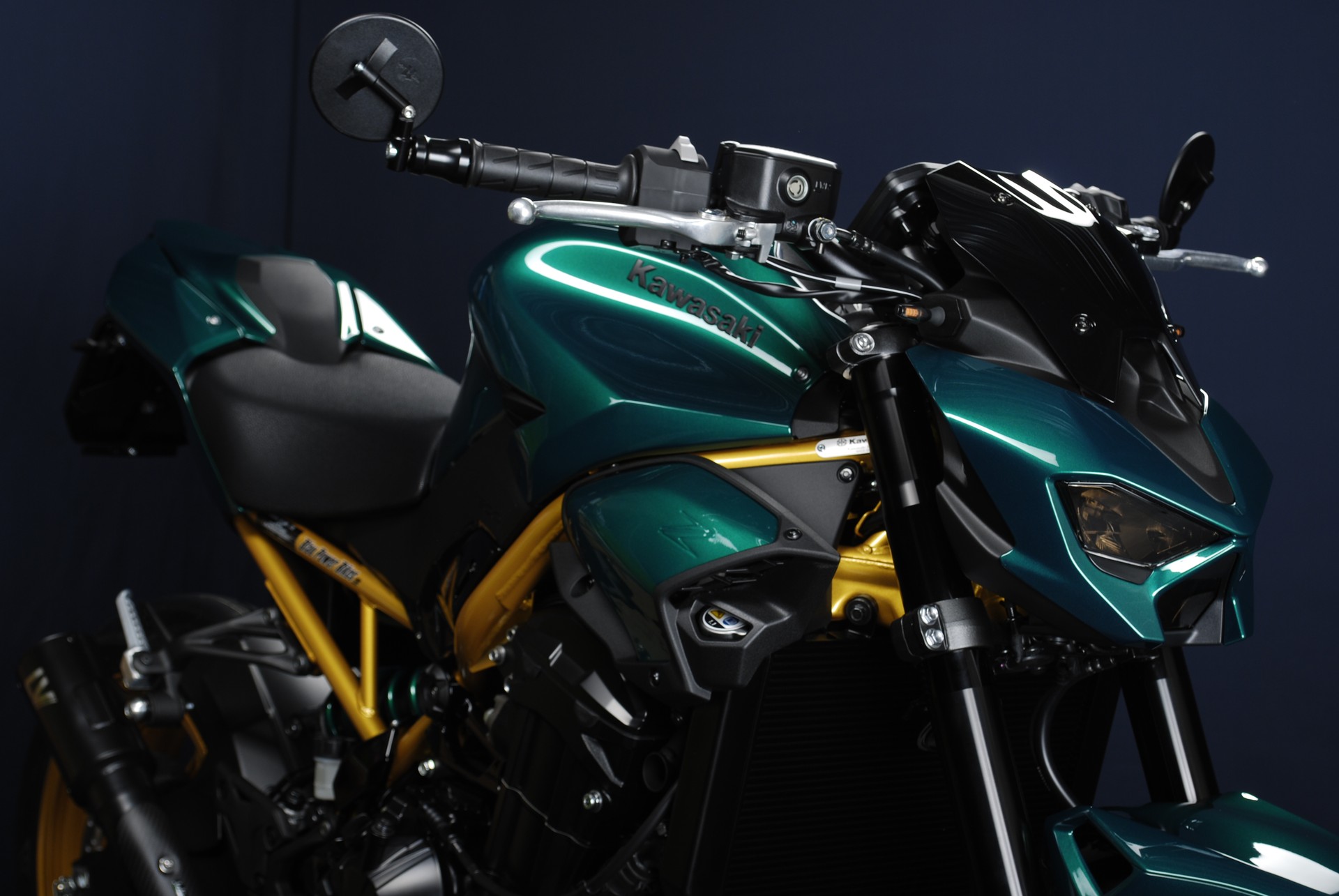 KAWASAKI Z 900 (35kW) MY26 - Sonderumbau-showroom-element-3
