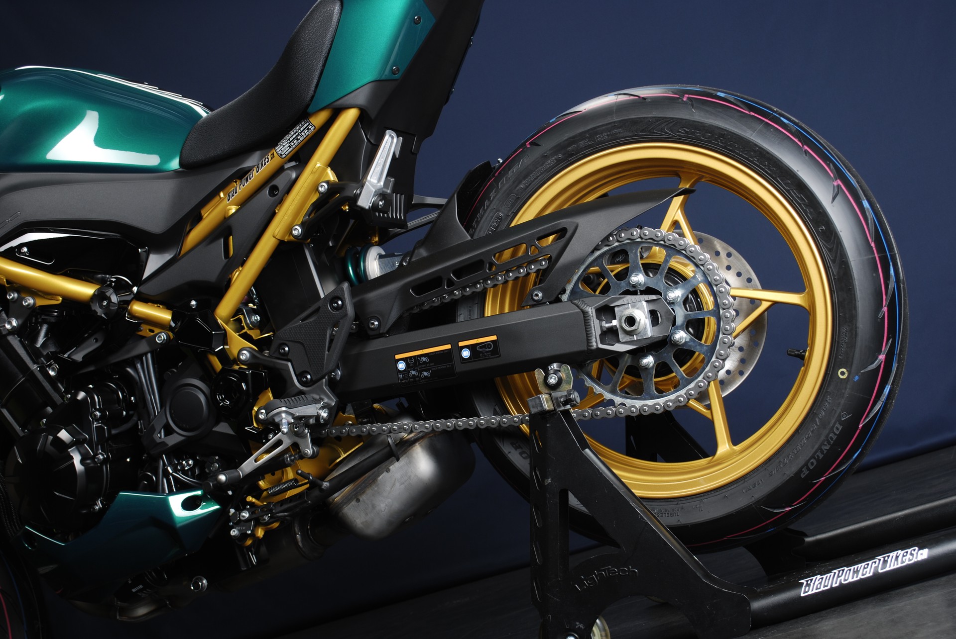 KAWASAKI Z 900 (35kW) MY26 - Sonderumbau-image-10