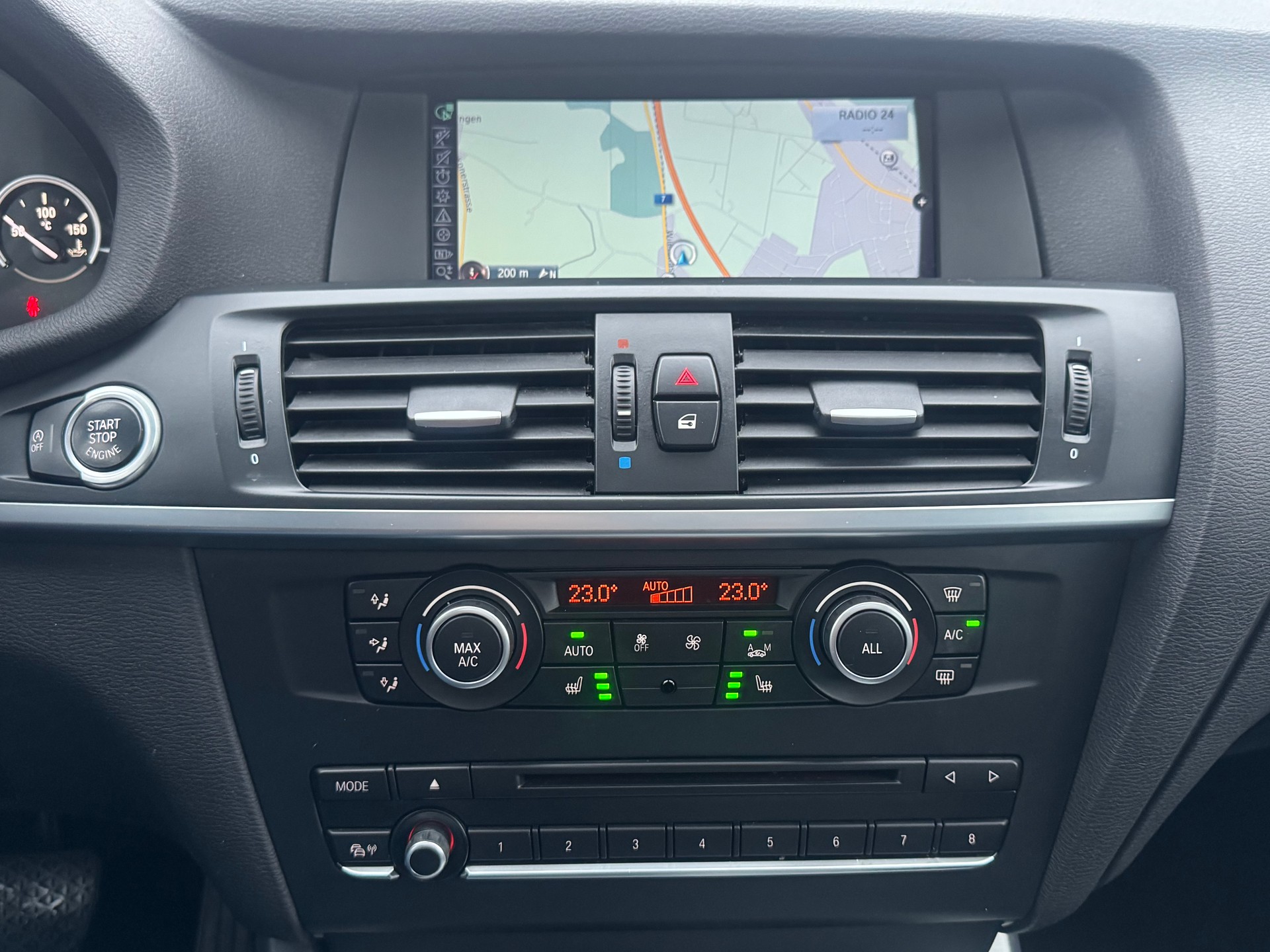 BMW X3 xDrive 35d M-Sport Steptronic-image-10