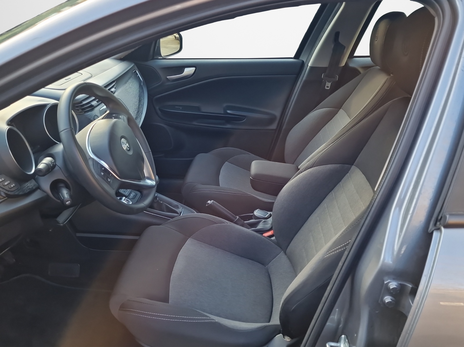 ALFA ROMEO Giulietta 1.6 JTDM Super TCT-image-7