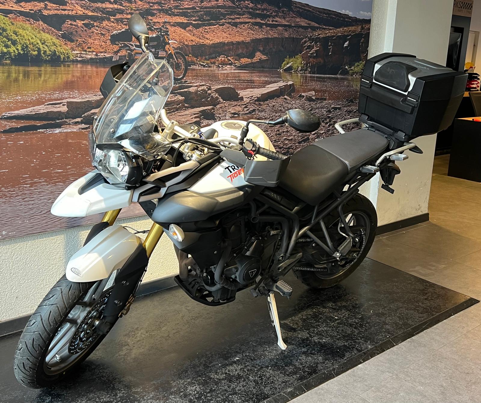 TRIUMPH Tiger 800 ABS-image-2
