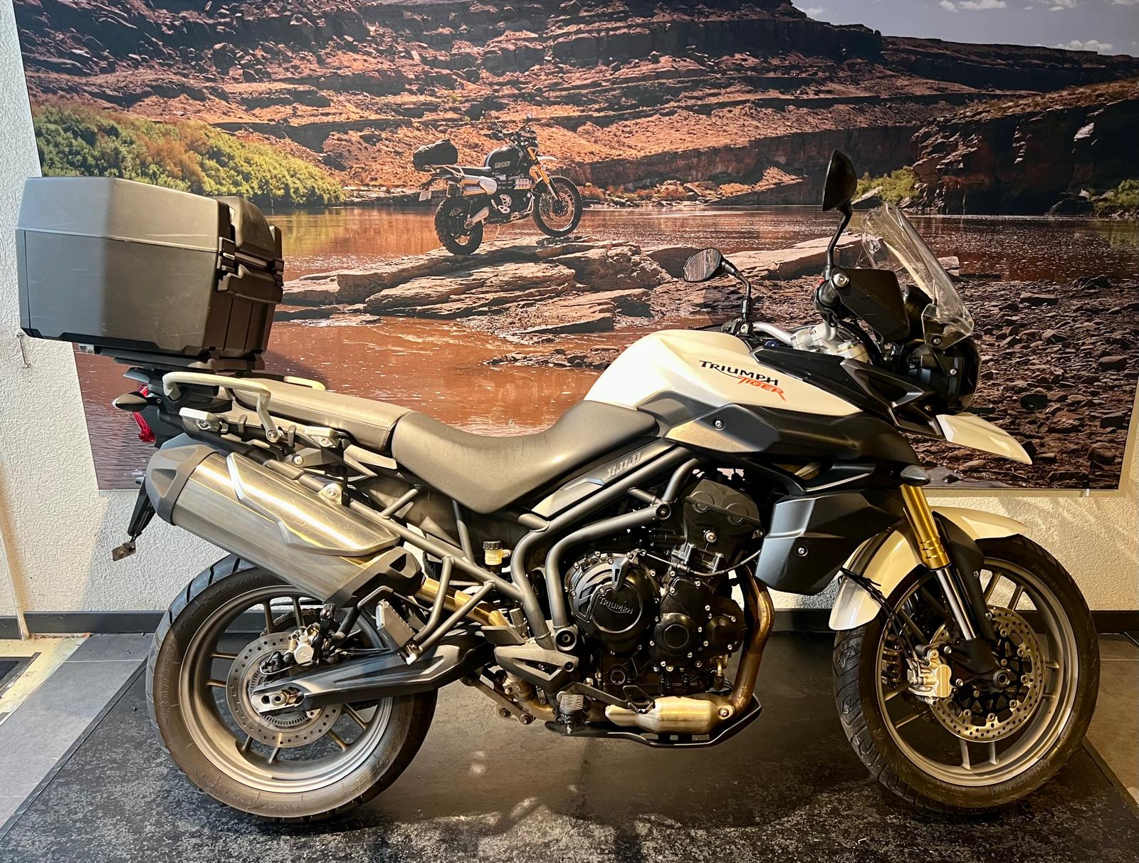 TRIUMPH Tiger 800 ABS-image-0