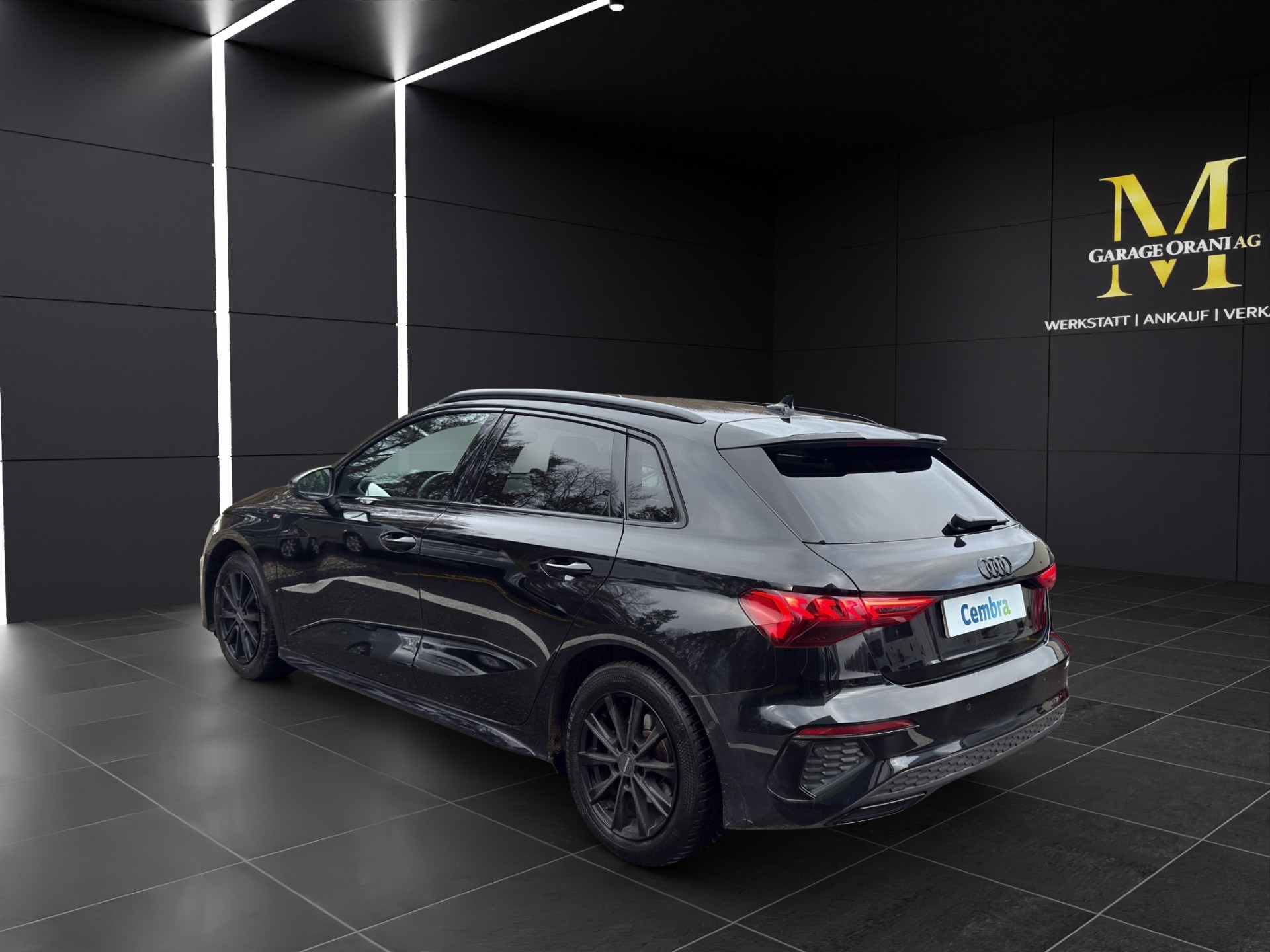 AUDI A3 Sportback 35 TFSI S line S-tronic-showroom-element-2