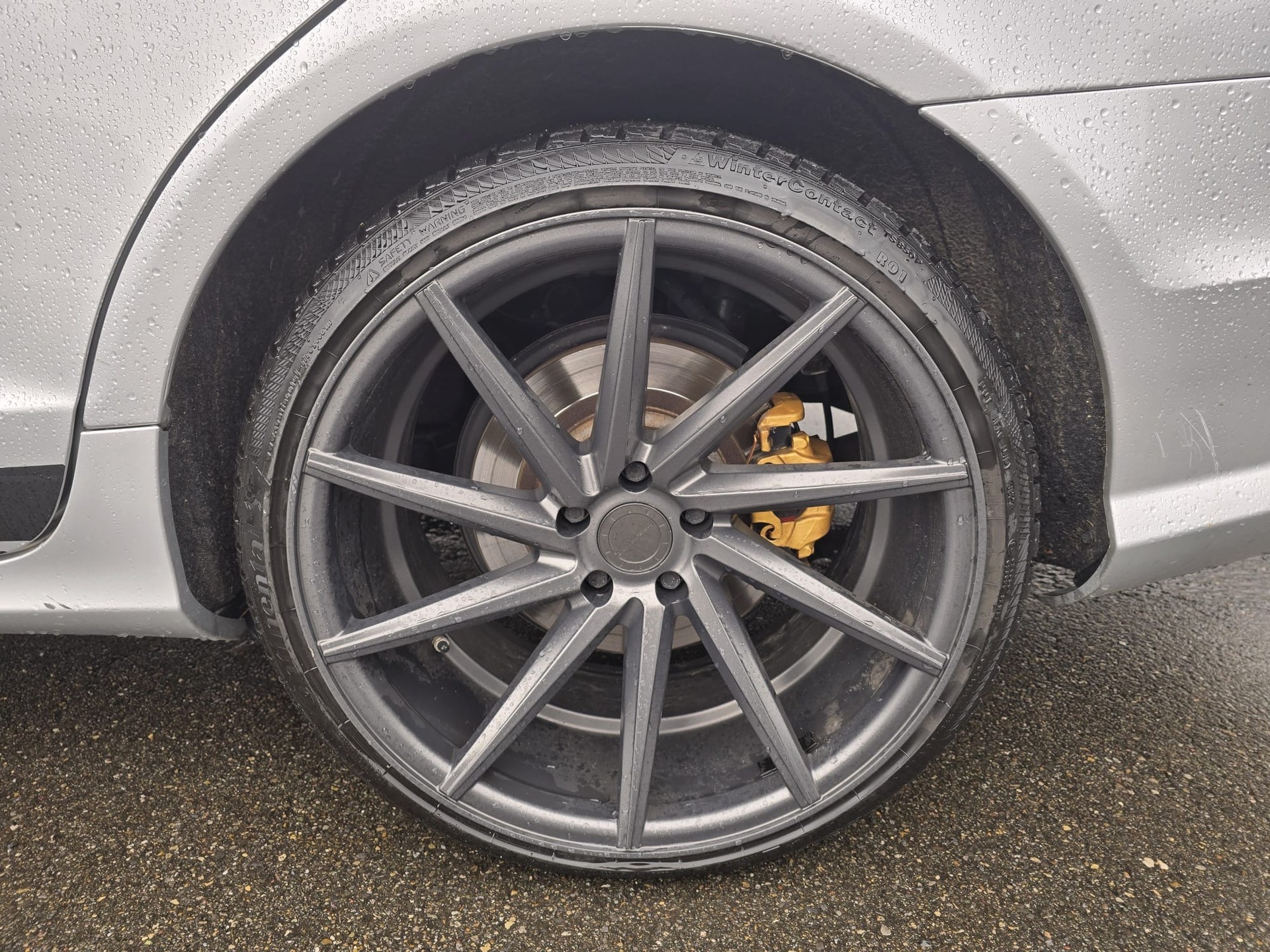 MERCEDES-BENZ CLS 500 4Matic 7G-Tronic-image-11