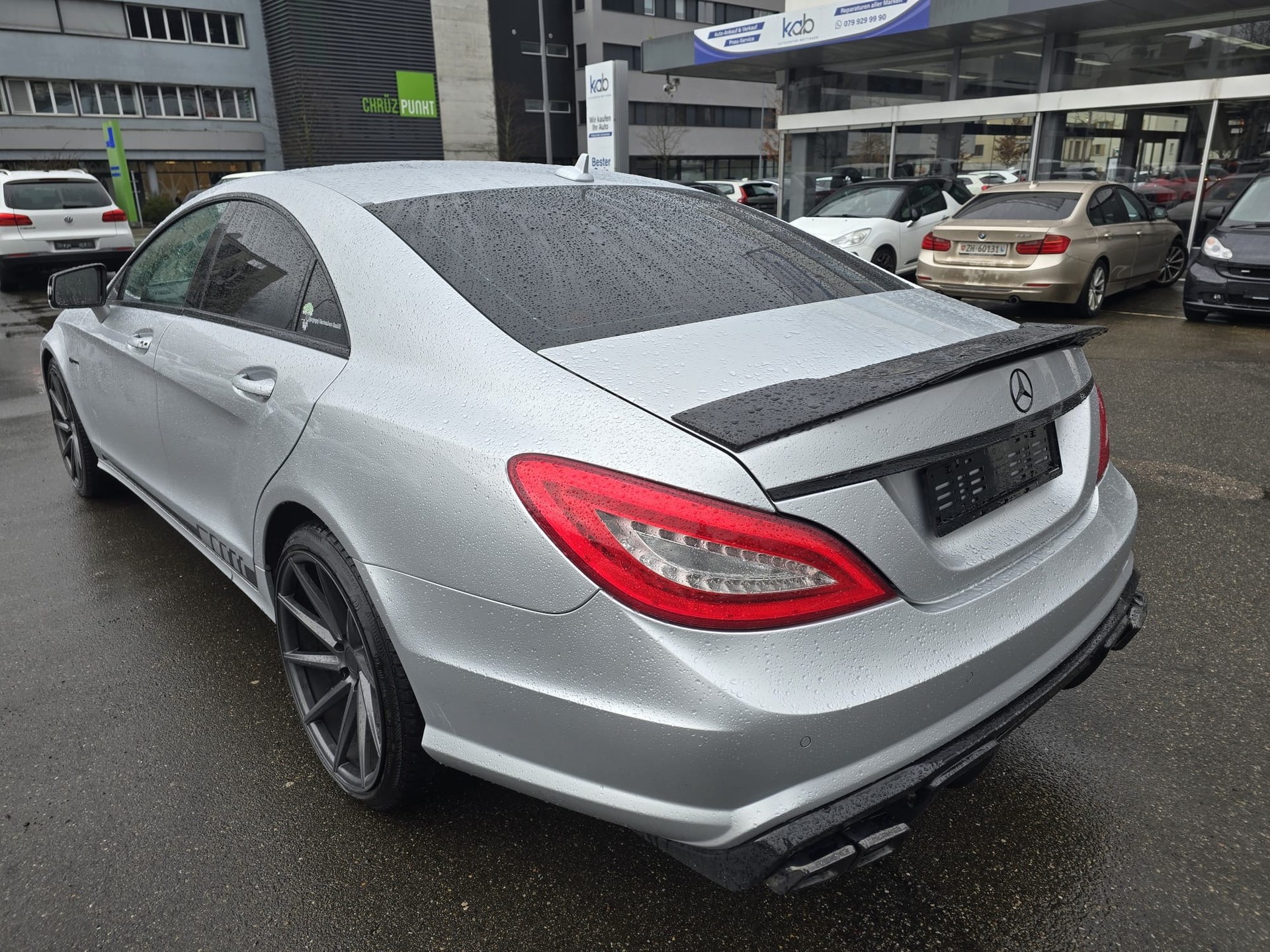 MERCEDES-BENZ CLS 500 4Matic 7G-Tronic-showroom-element-3