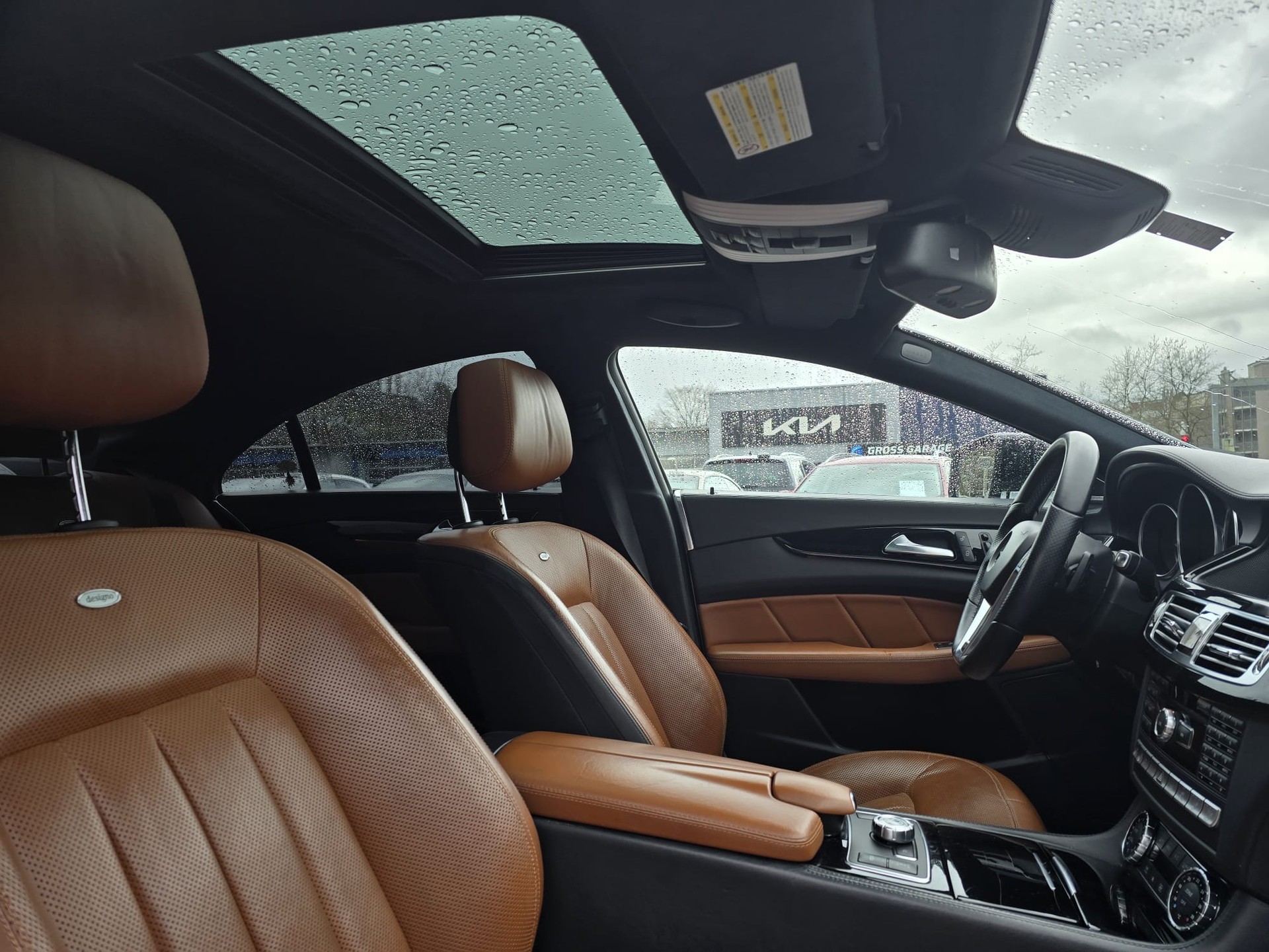 MERCEDES-BENZ CLS 500 4Matic 7G-Tronic-image-15