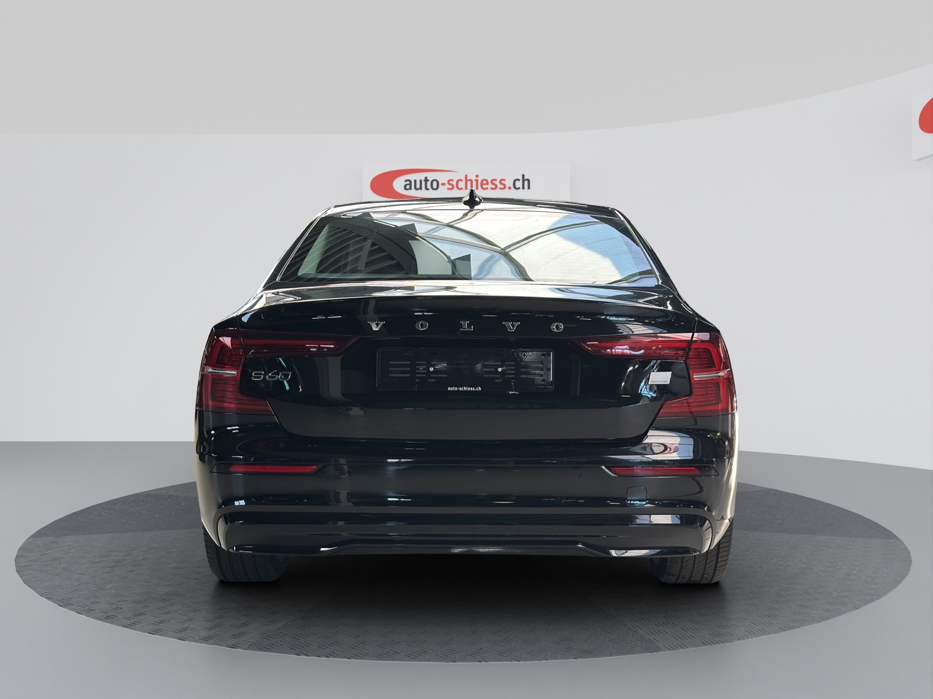 VOLVO S60 T8 e AWD Ultimate Dark Geartronic-showroom-element-3