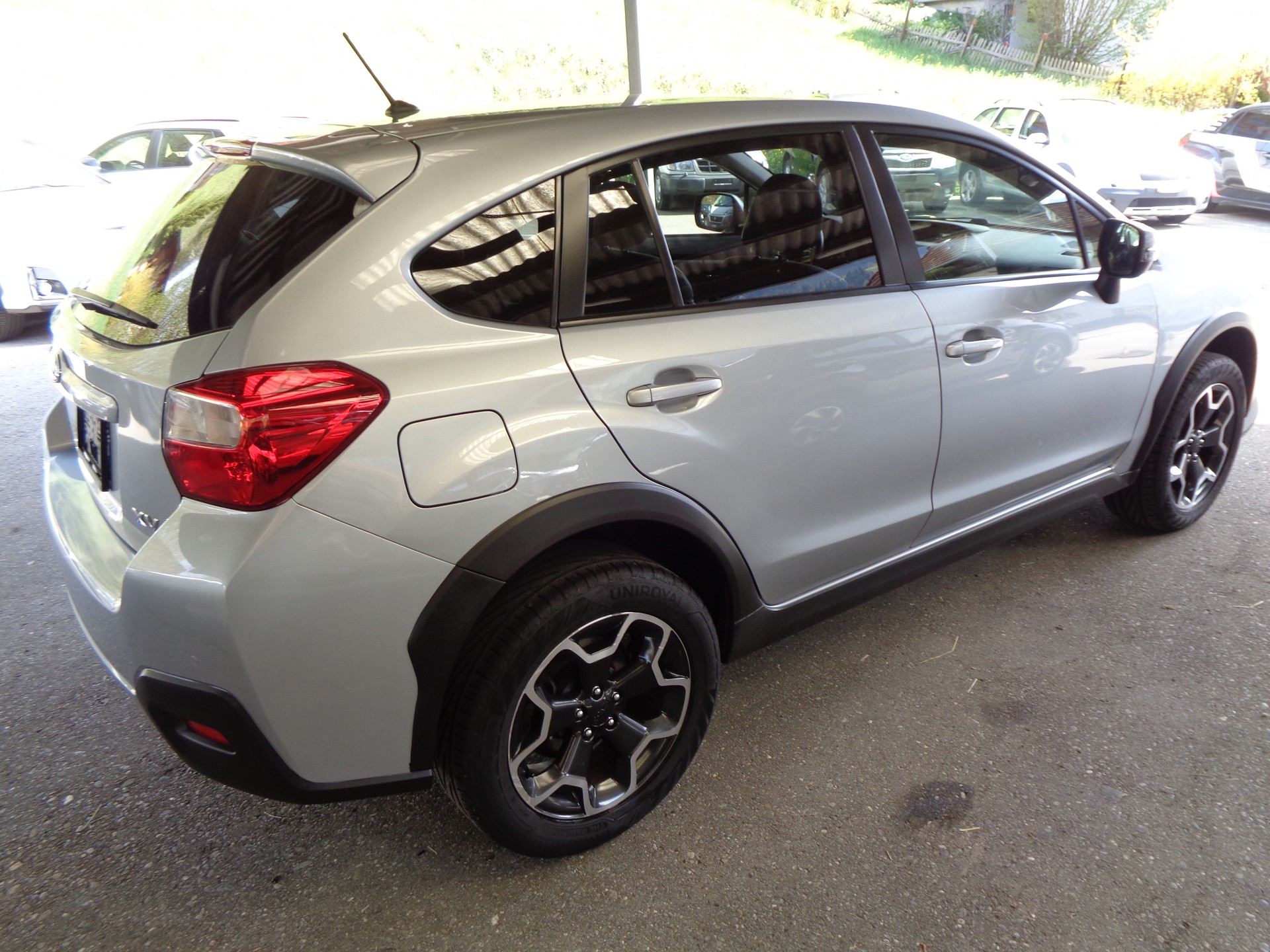 SUBARU XV 2.0 Swiss Three AWD CVT-image-5